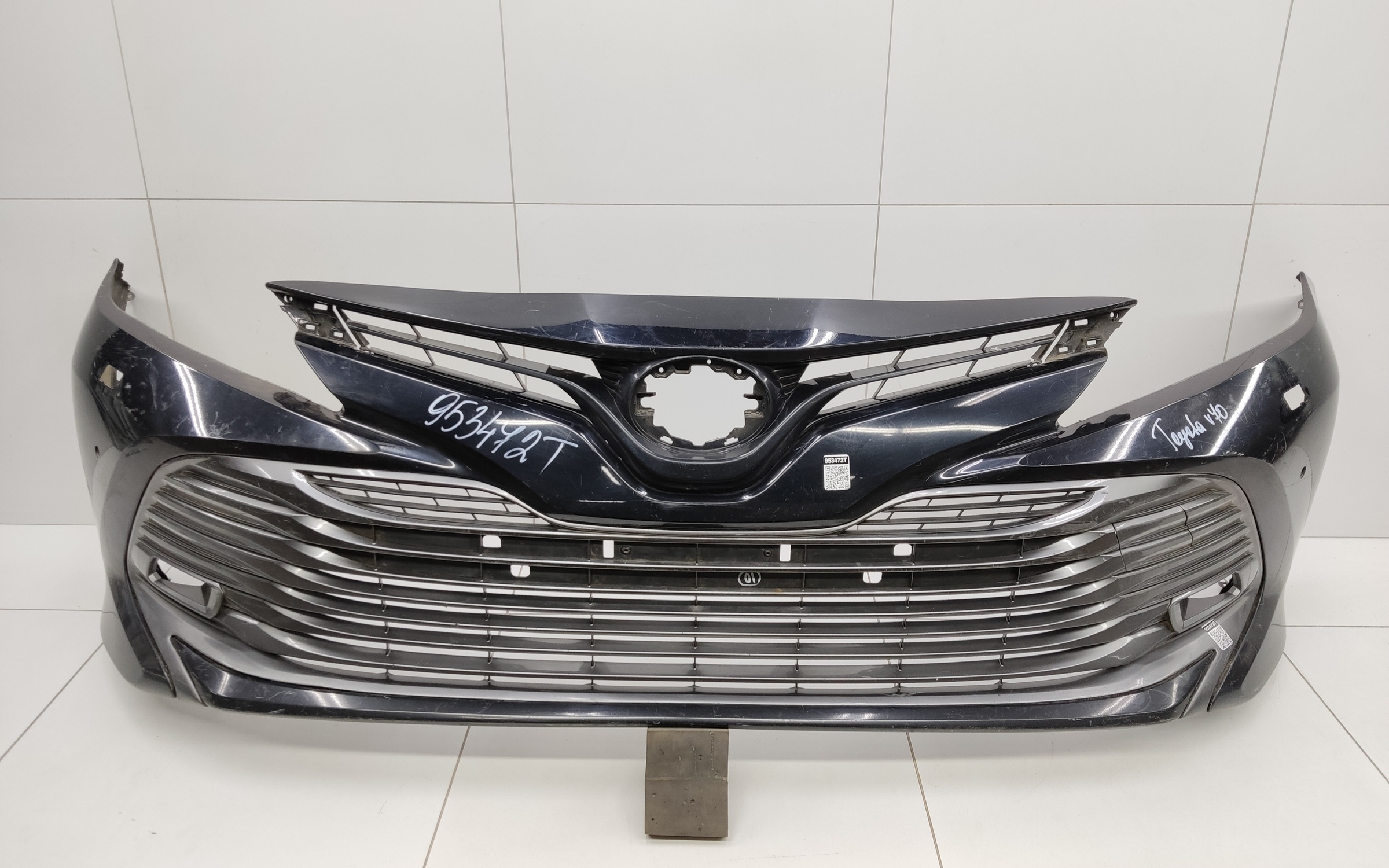 Бампер передний Toyota Camry V70