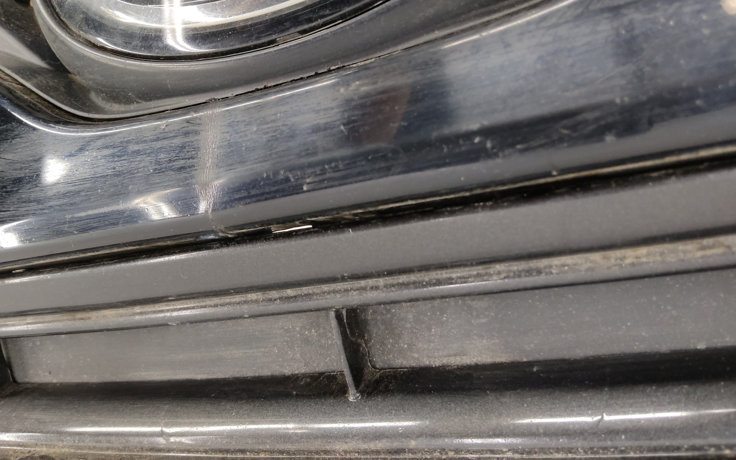 Бампер передний Toyota Camry V70 Restail