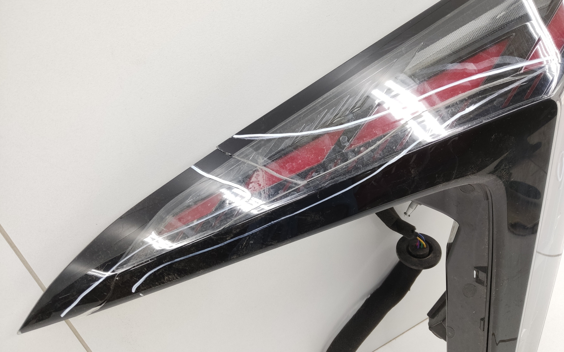Фонарь задний левый наружный Geely Cityray LED