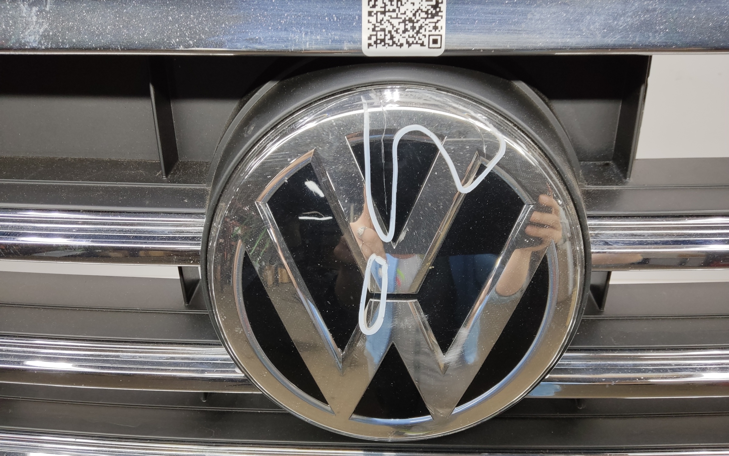 Бампер передний Volkswagen Touareg 3