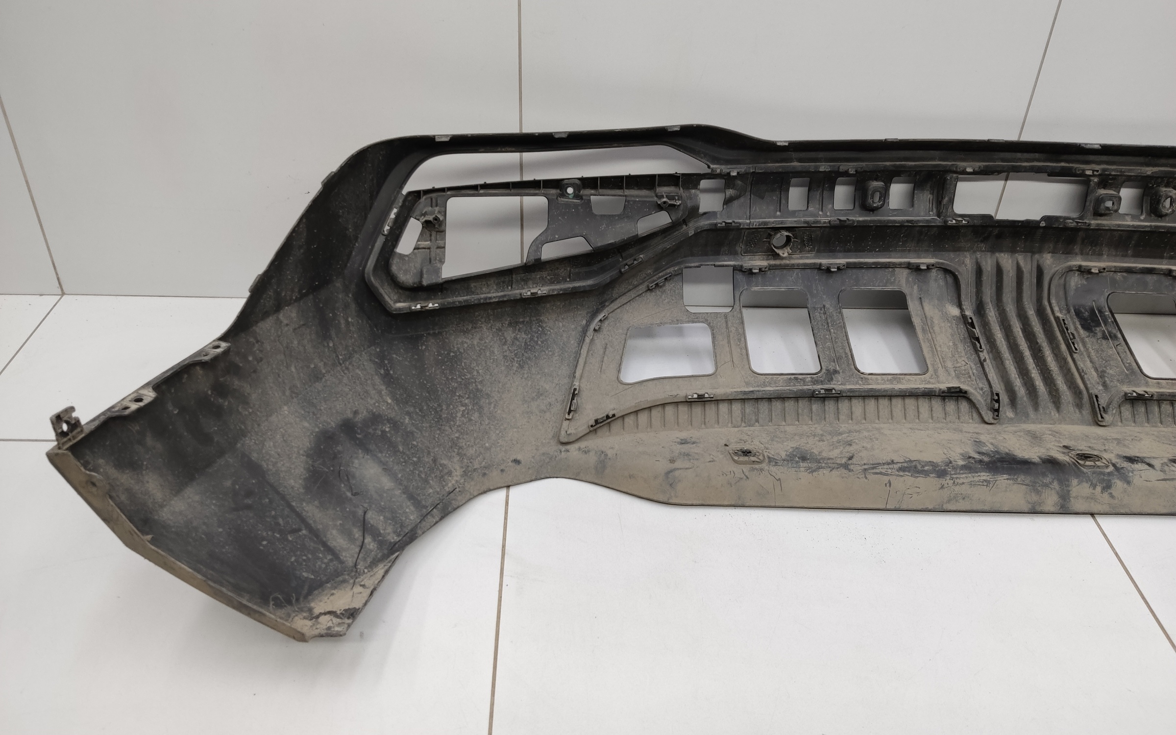 Юбка заднего бампера Geely Atlas 2