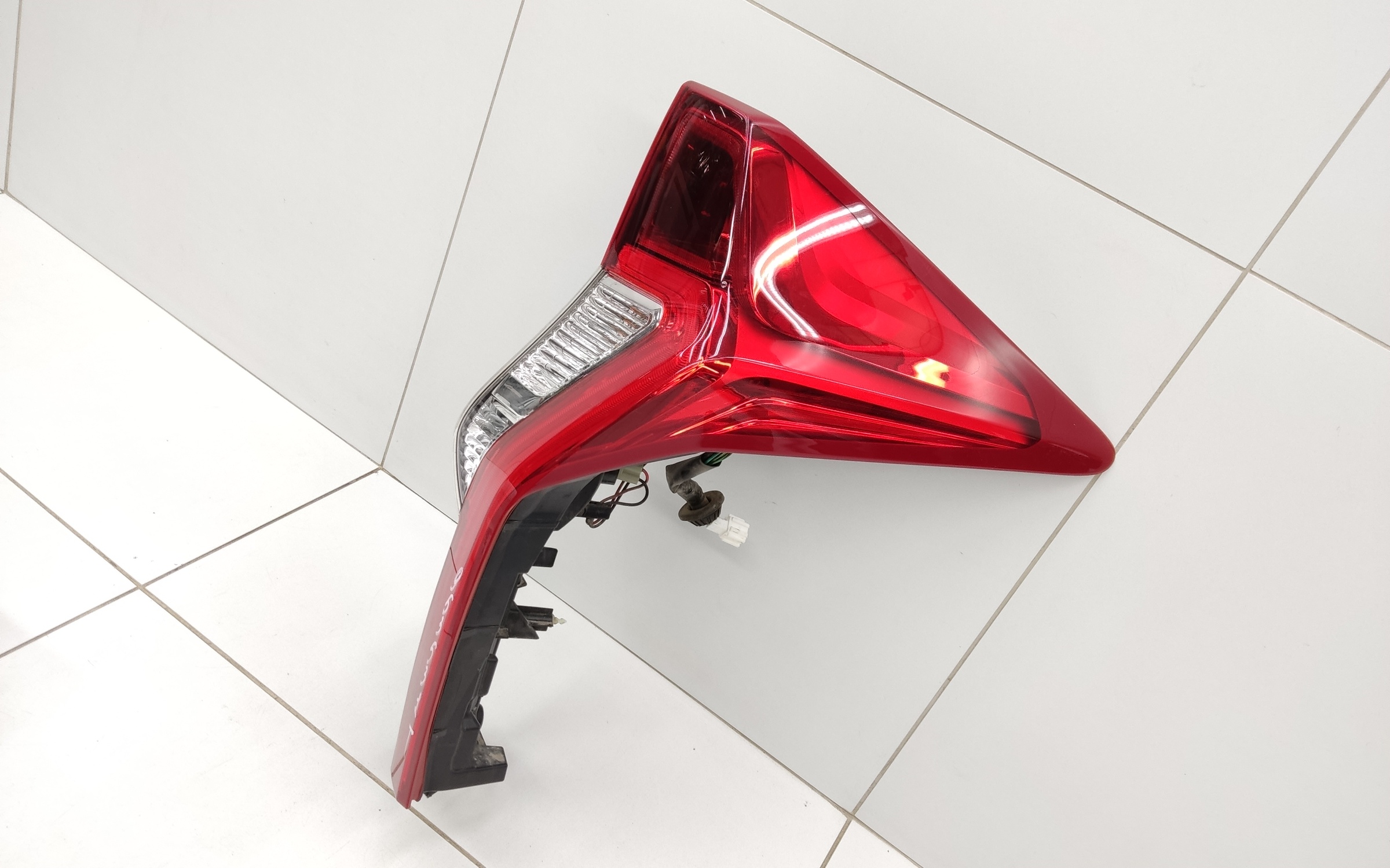 Фонарь задний правый Mitsubishi Pajero Sport 3 LED