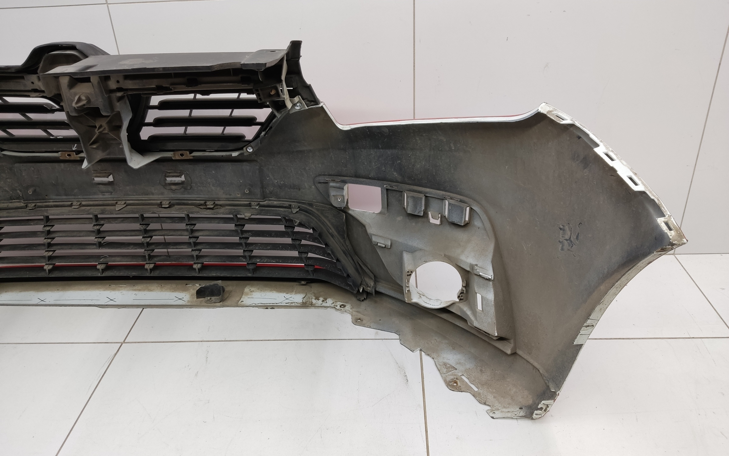 Бампер передний Renault Logan 2 Restail