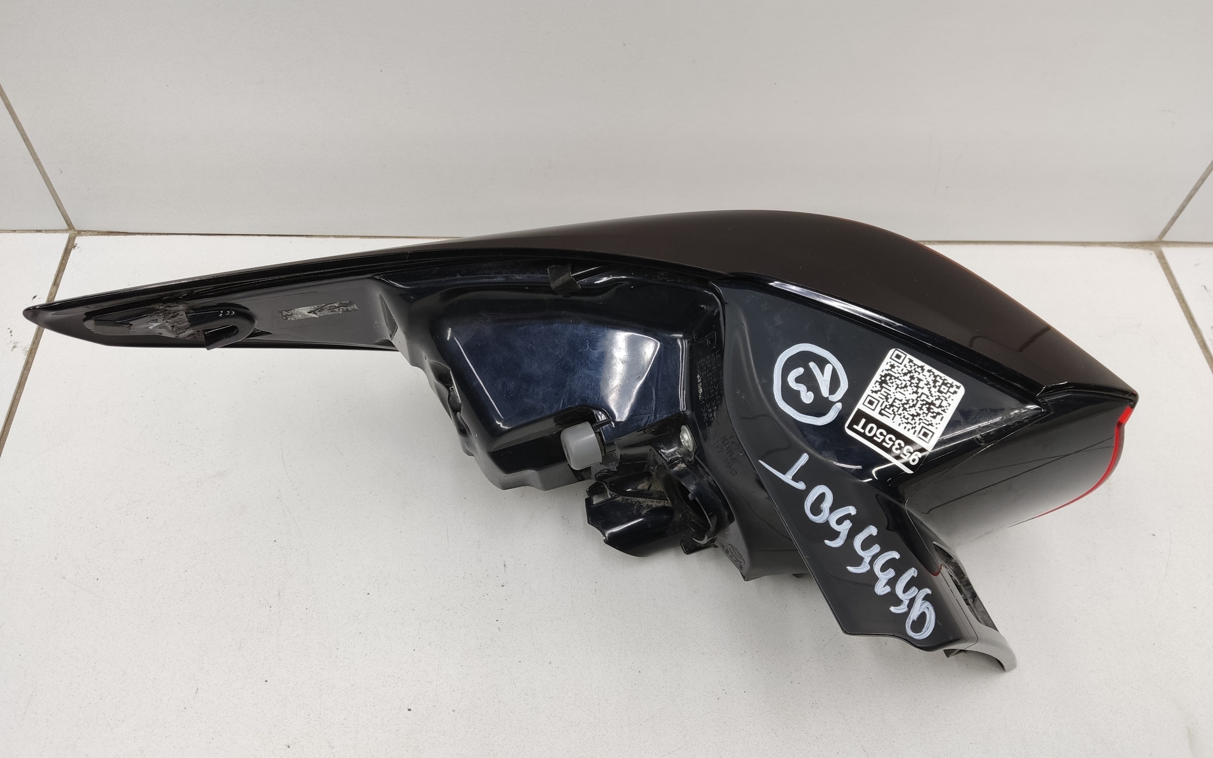 Фонарь задний правый наружный Mazda CX-5 2 LED