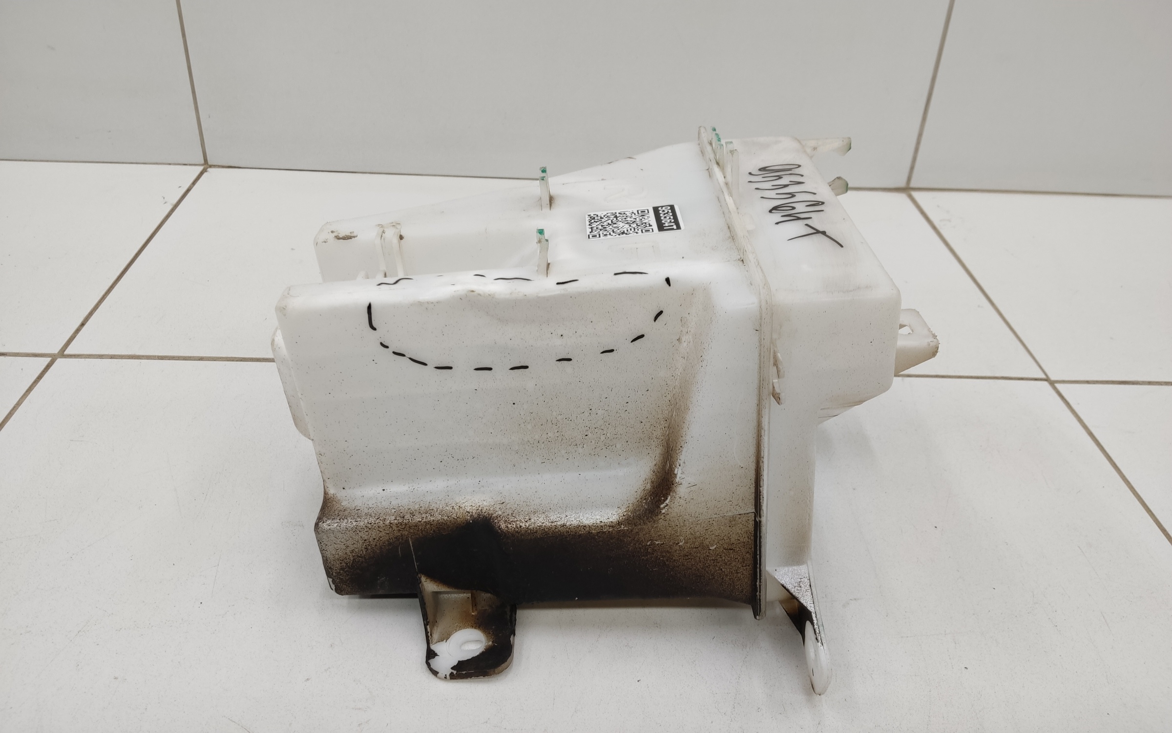 Бачок омывателя Geely Coolray