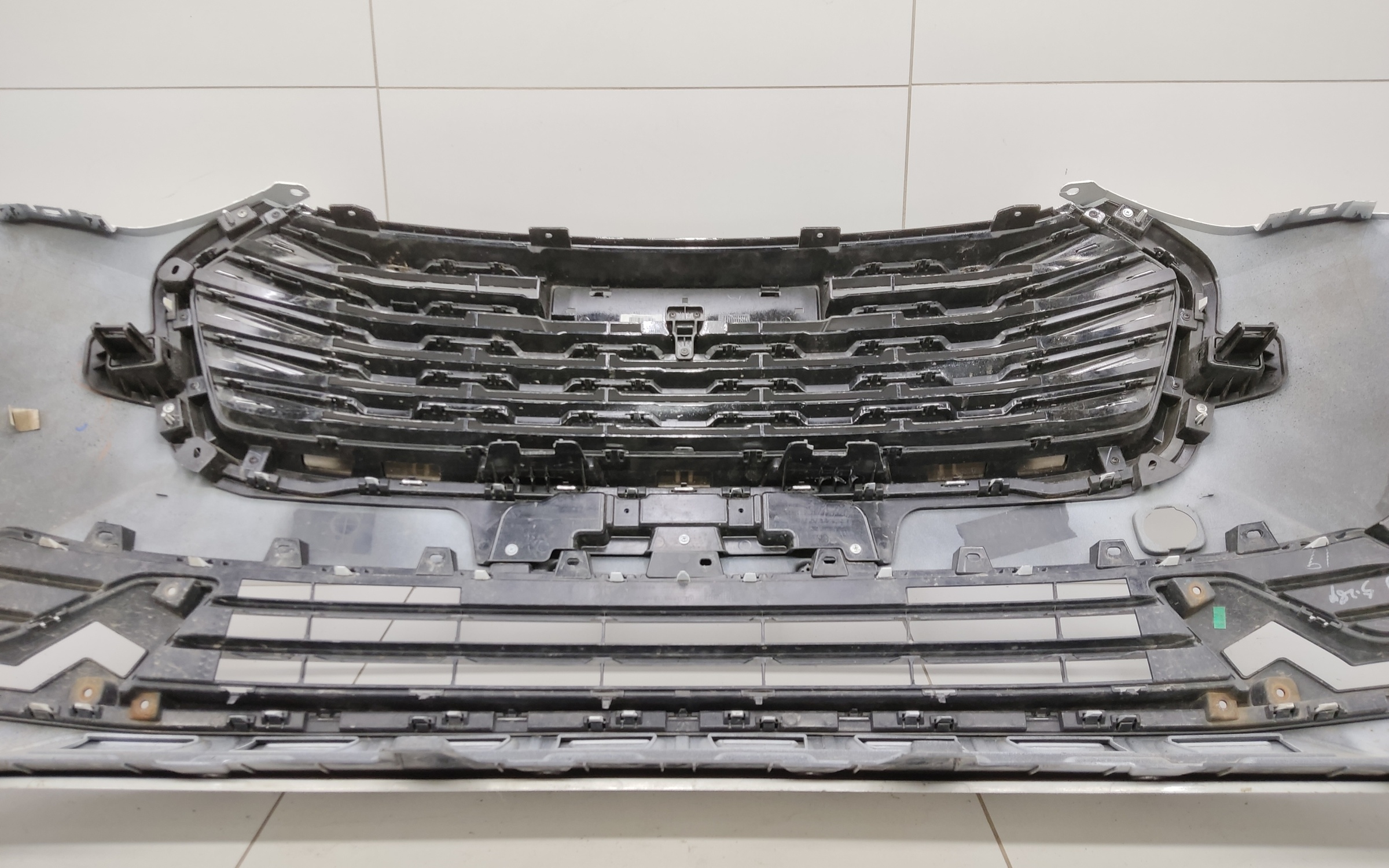 Бампер передний Haval Jolion