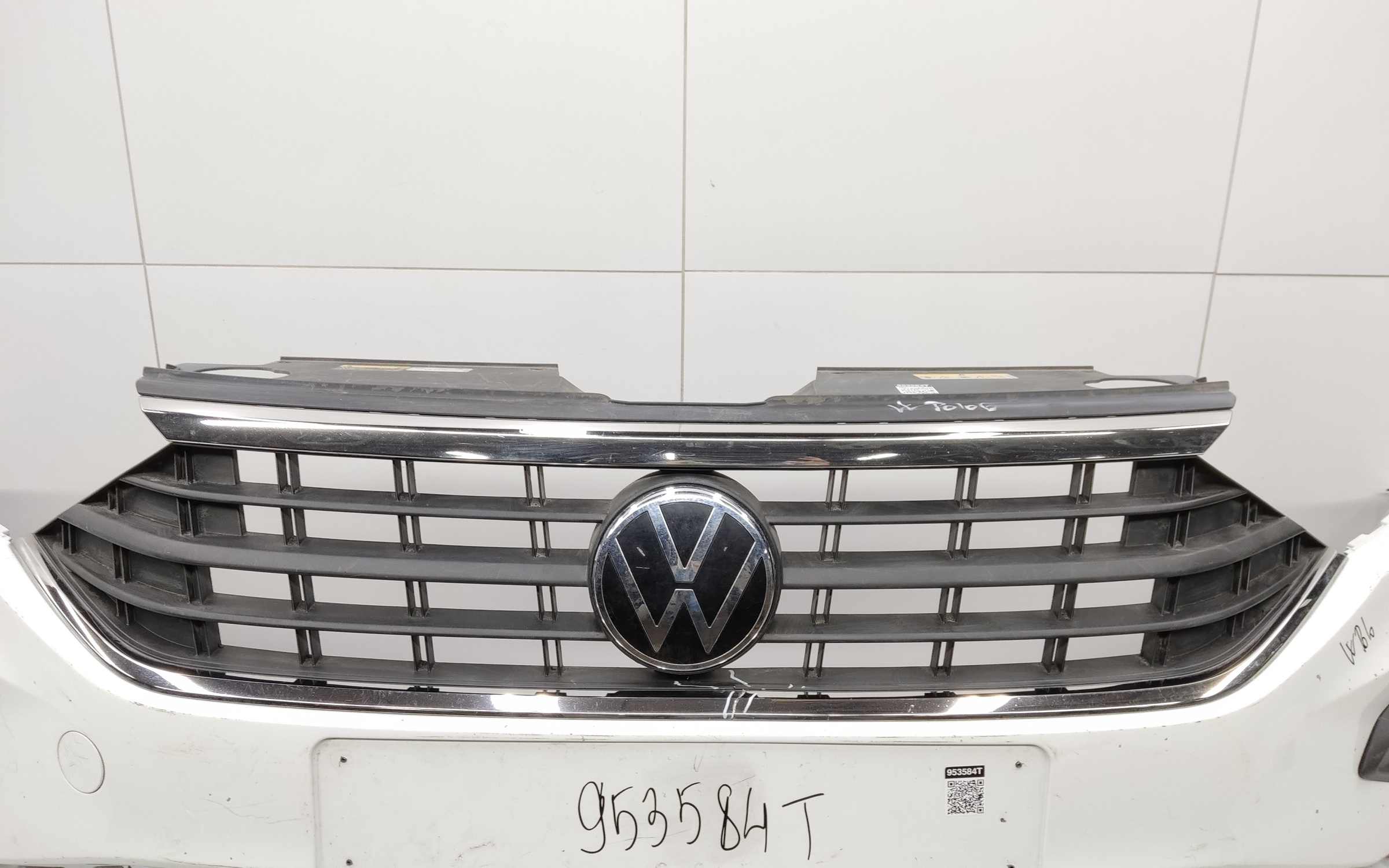 Бампер передний Volkswagen Polo 6 Liftback