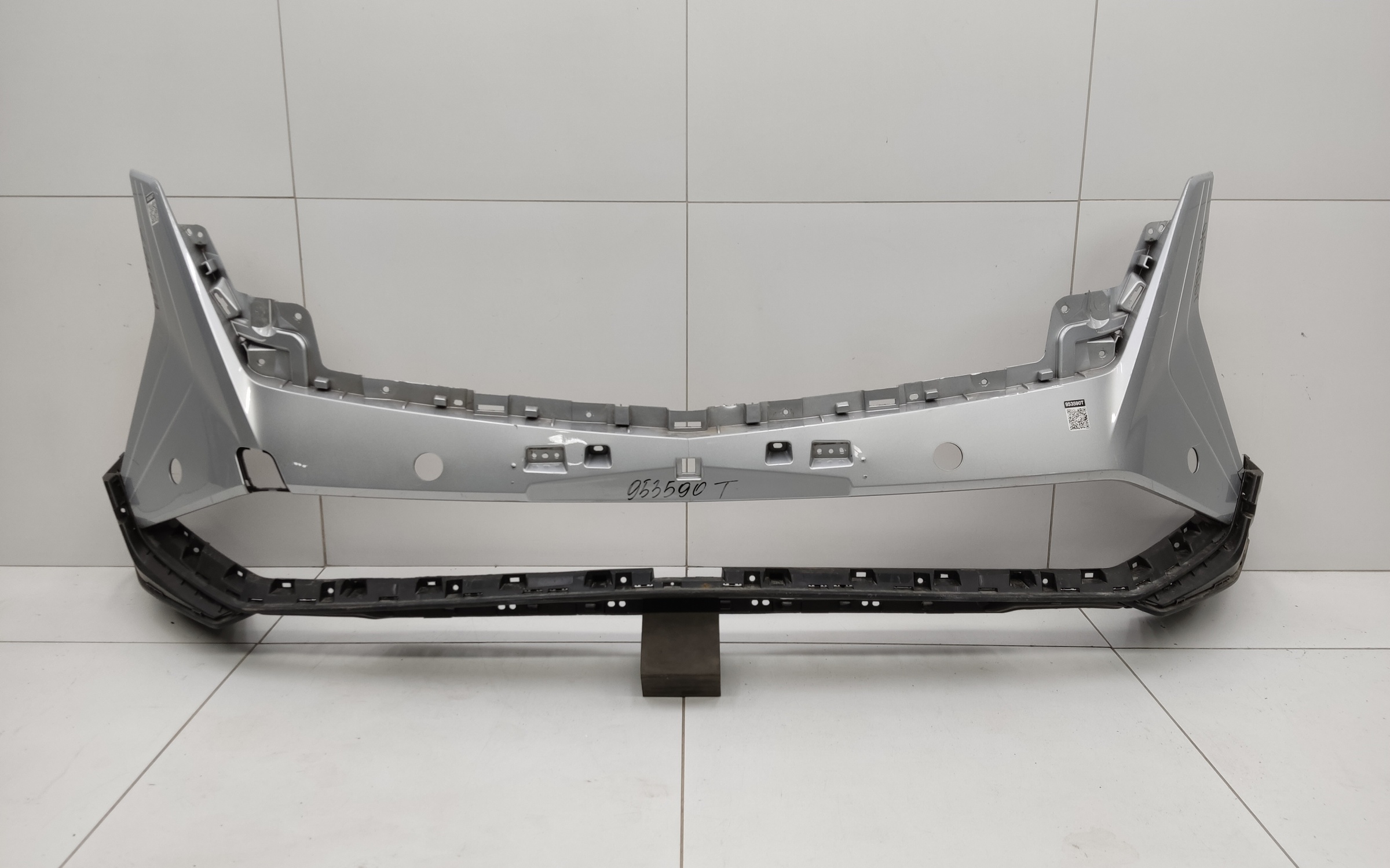 Бампер передний Geely Atlas 2