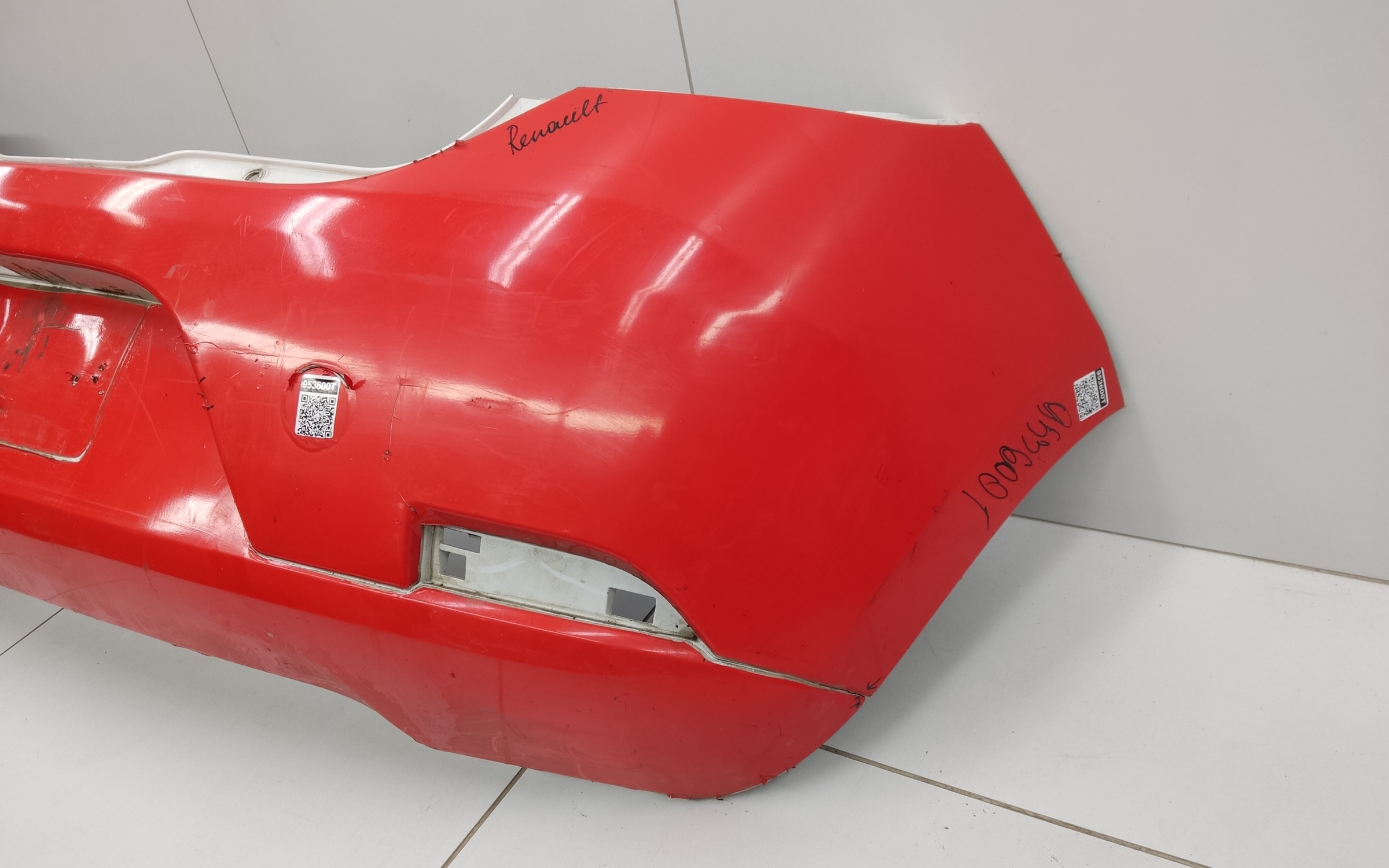 Бампер задний Renault Sandero 2