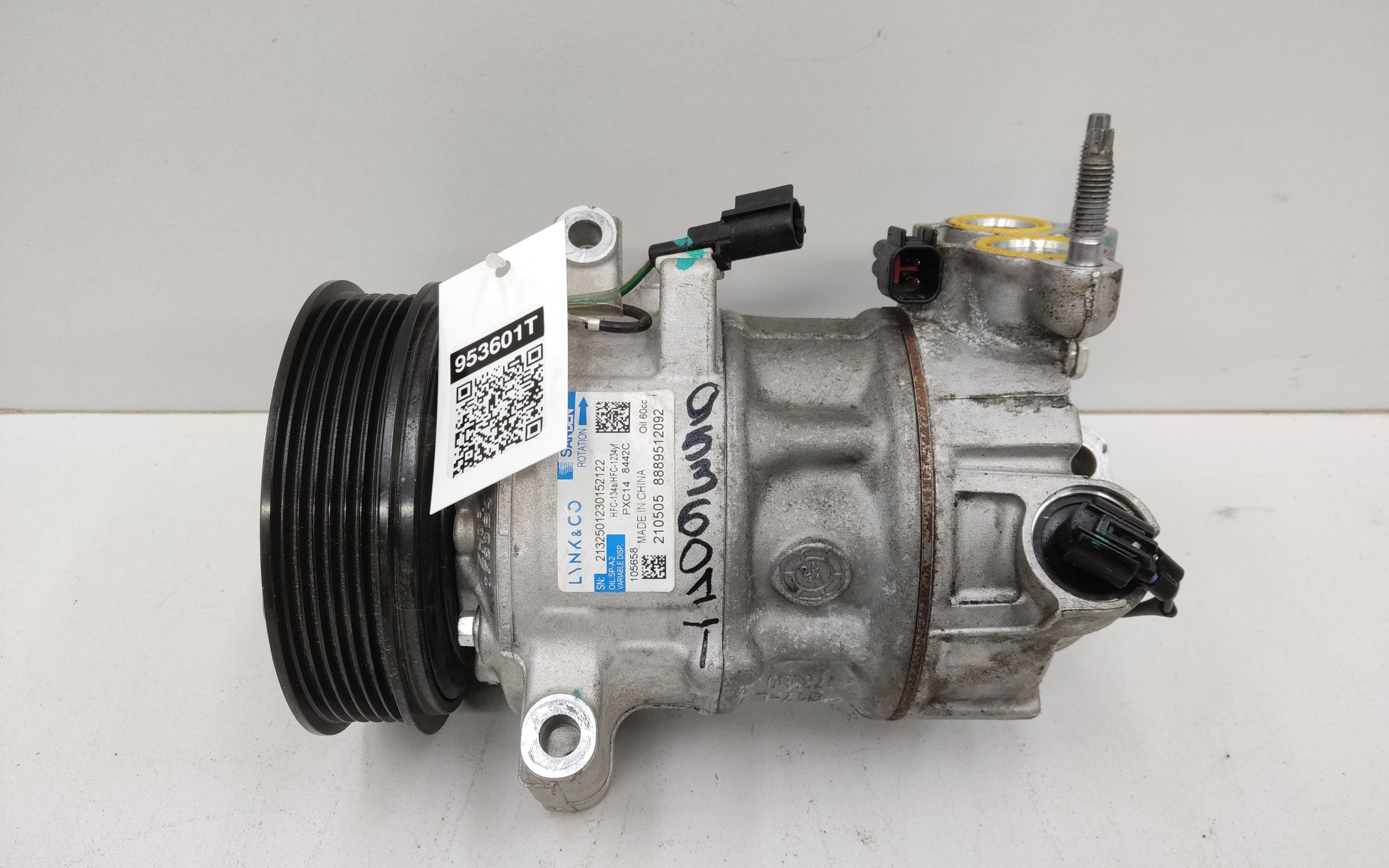 Компрессор кондиционера Geely Monjaro