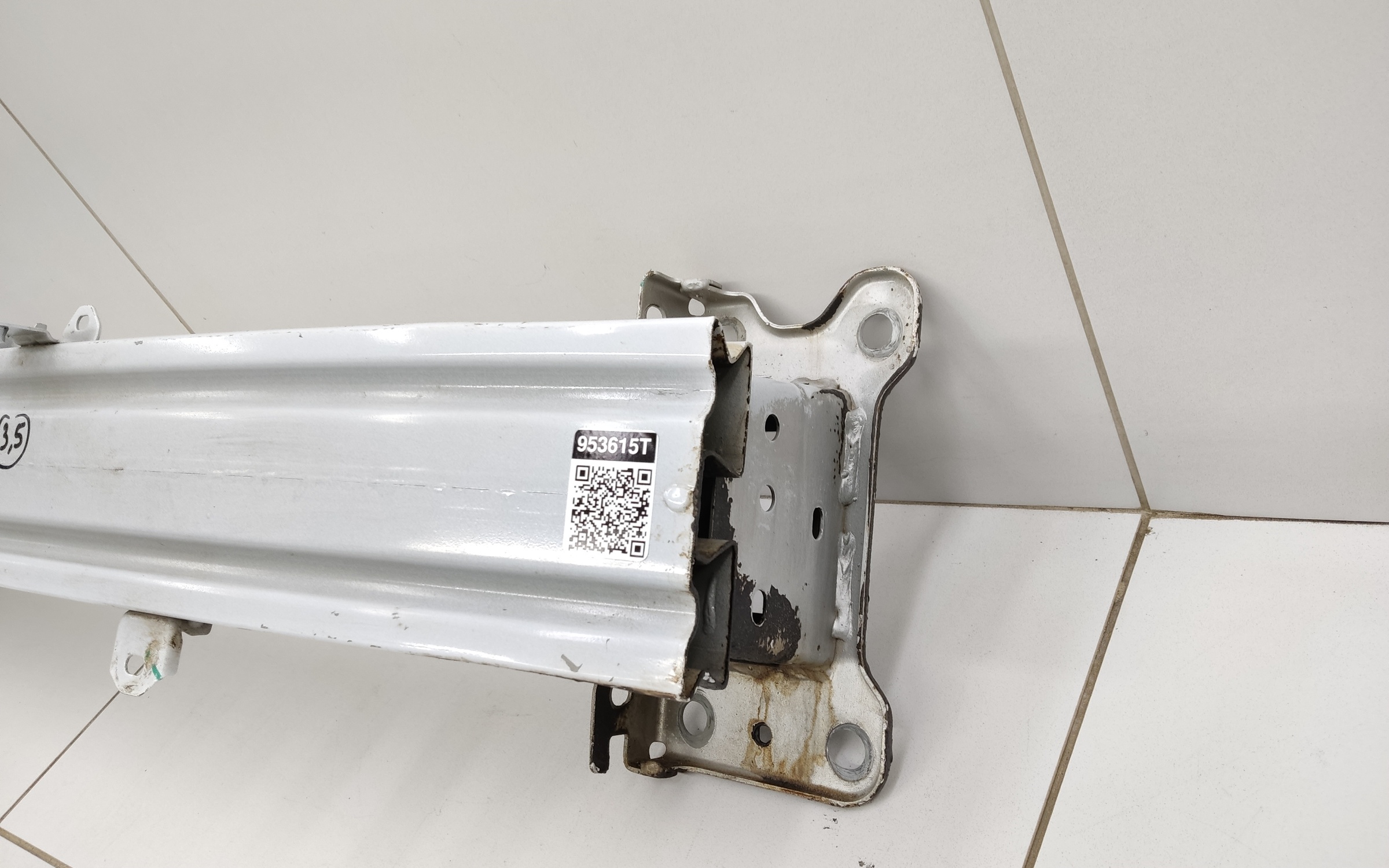 Усилитель переднего бампера Geely Coolray