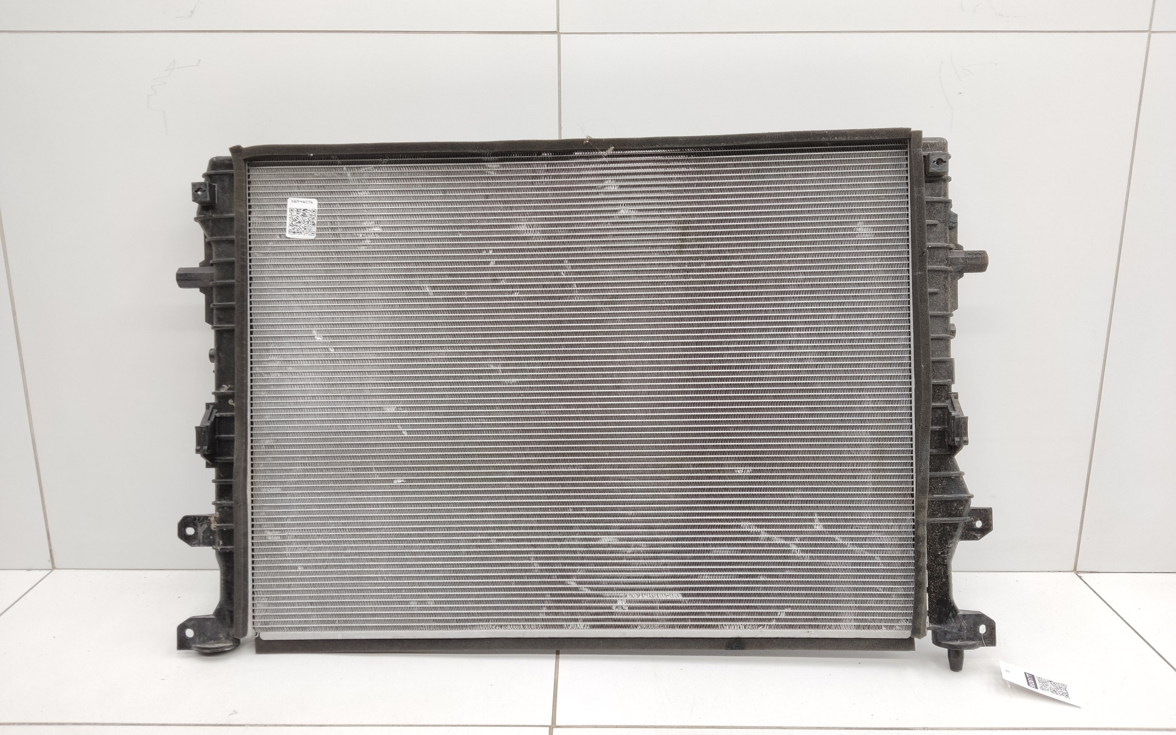 Радиатор охлаждения двигателя Geely Coolray