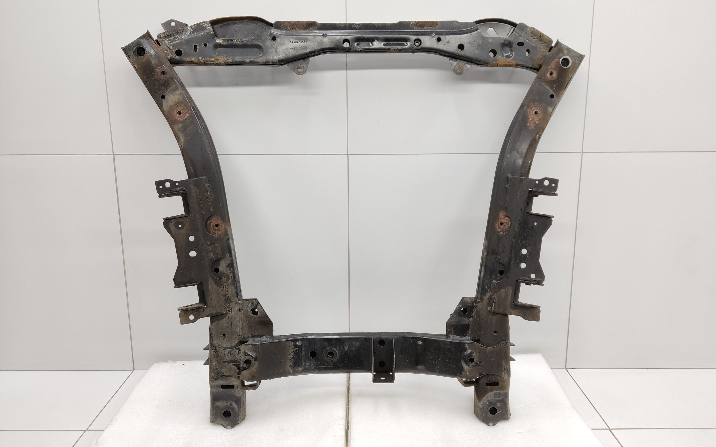 Подрамник передний Renault Arkana