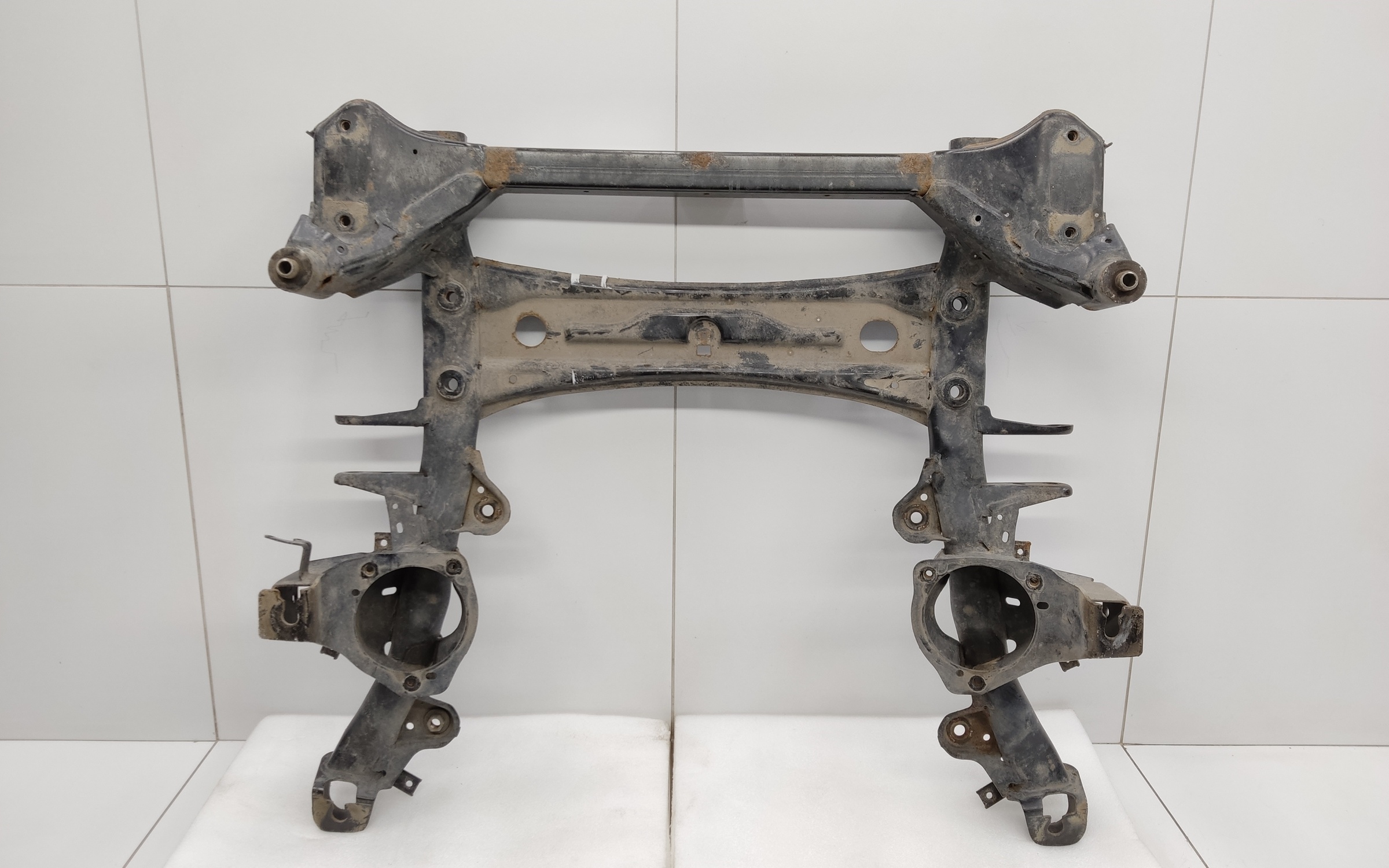 Подрамник передний BMW X3 F25