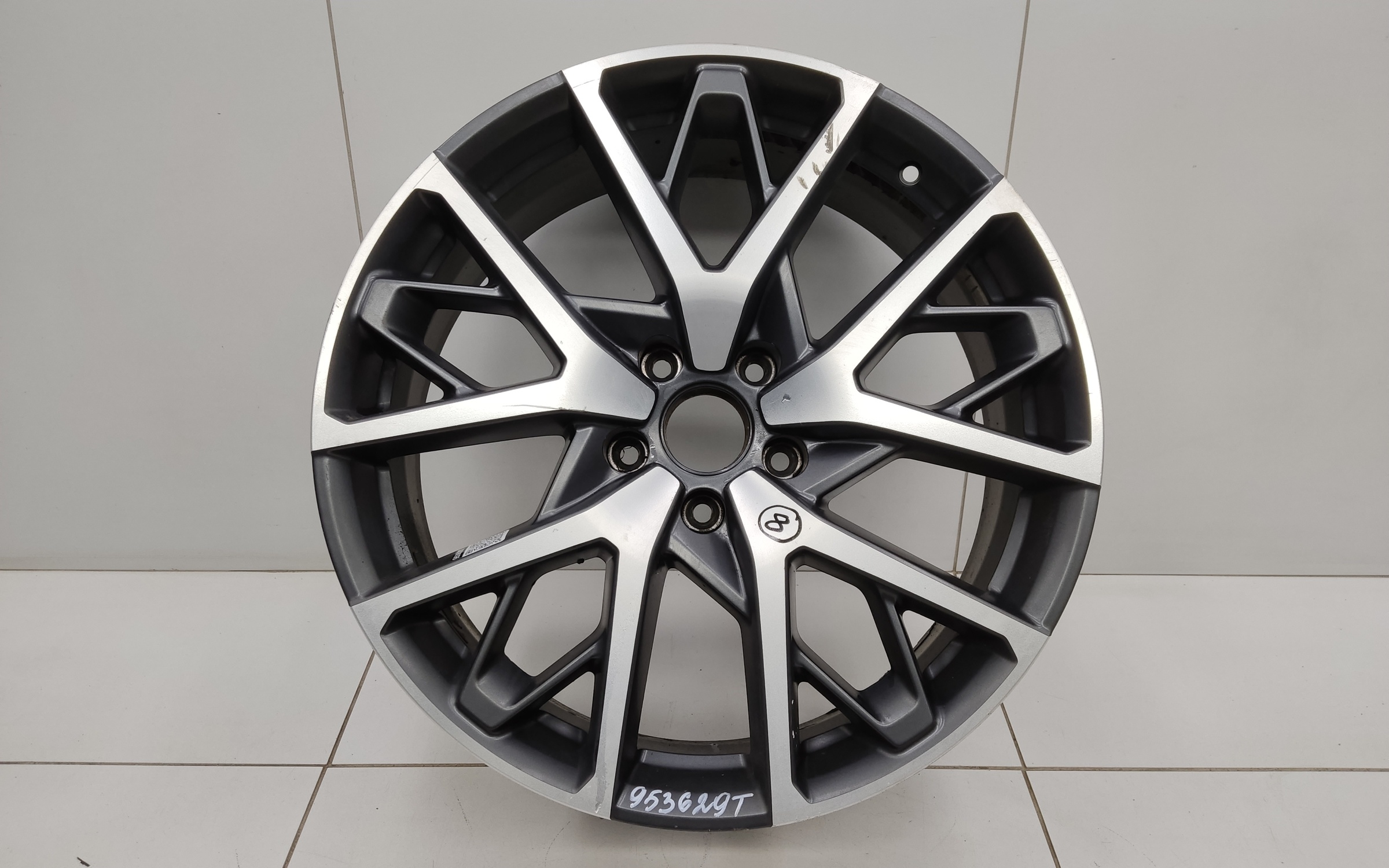 Диск колеса литой GAC GS8 2 R20