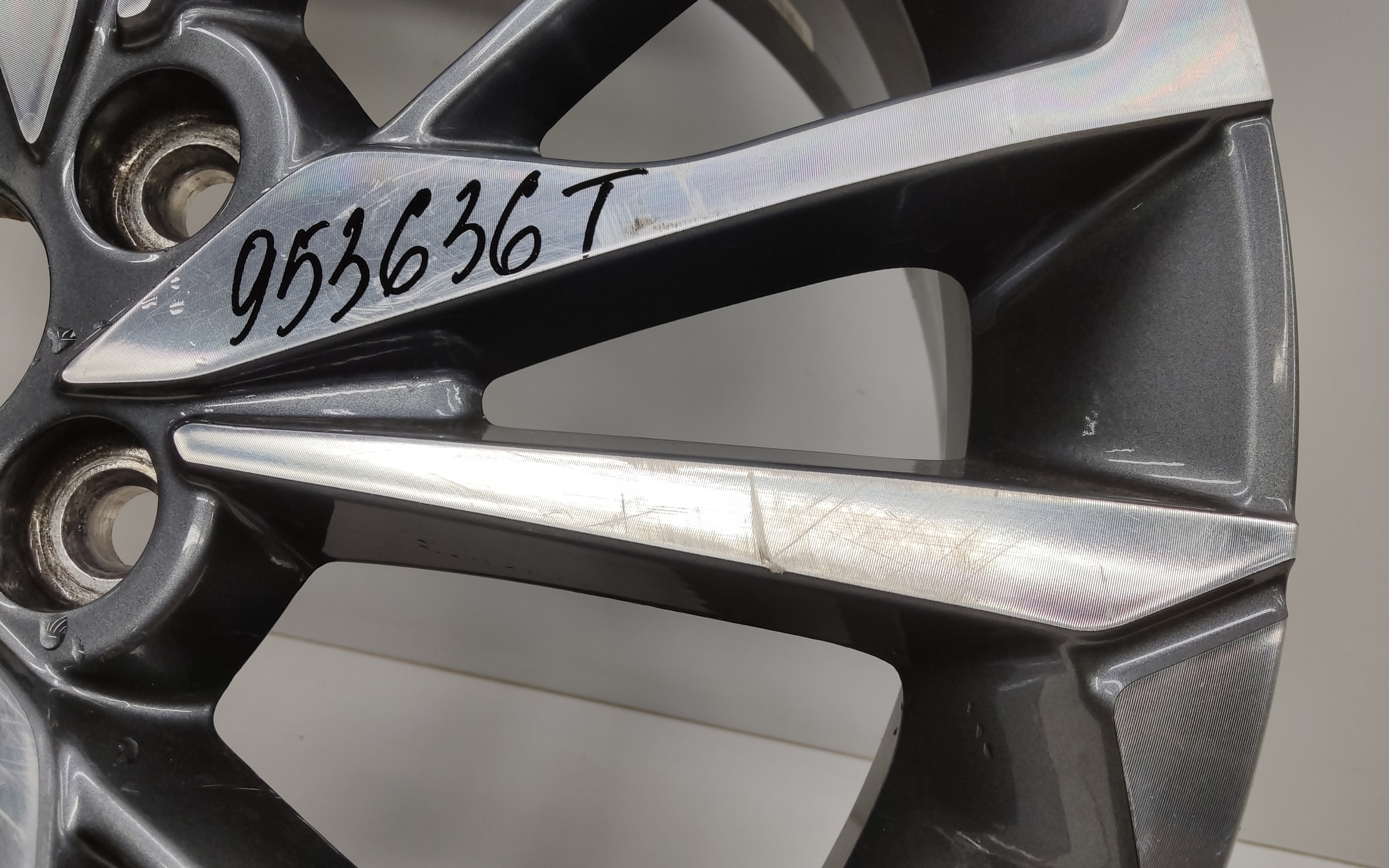 Диск колеса литой Geely Coolray R18