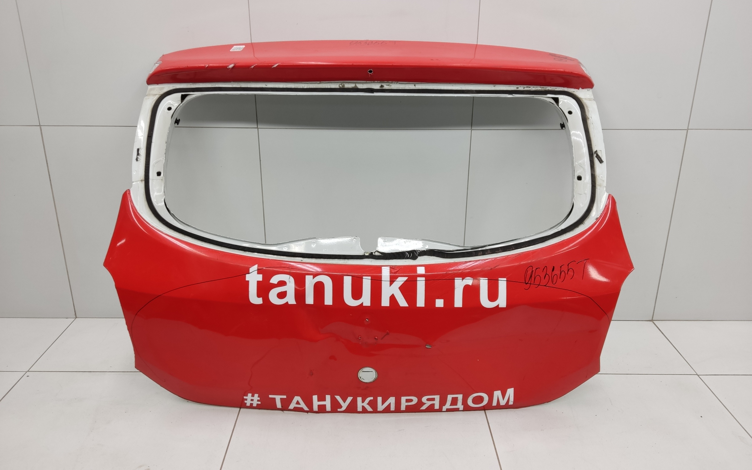 Крышка багажника Renault Sandero 2