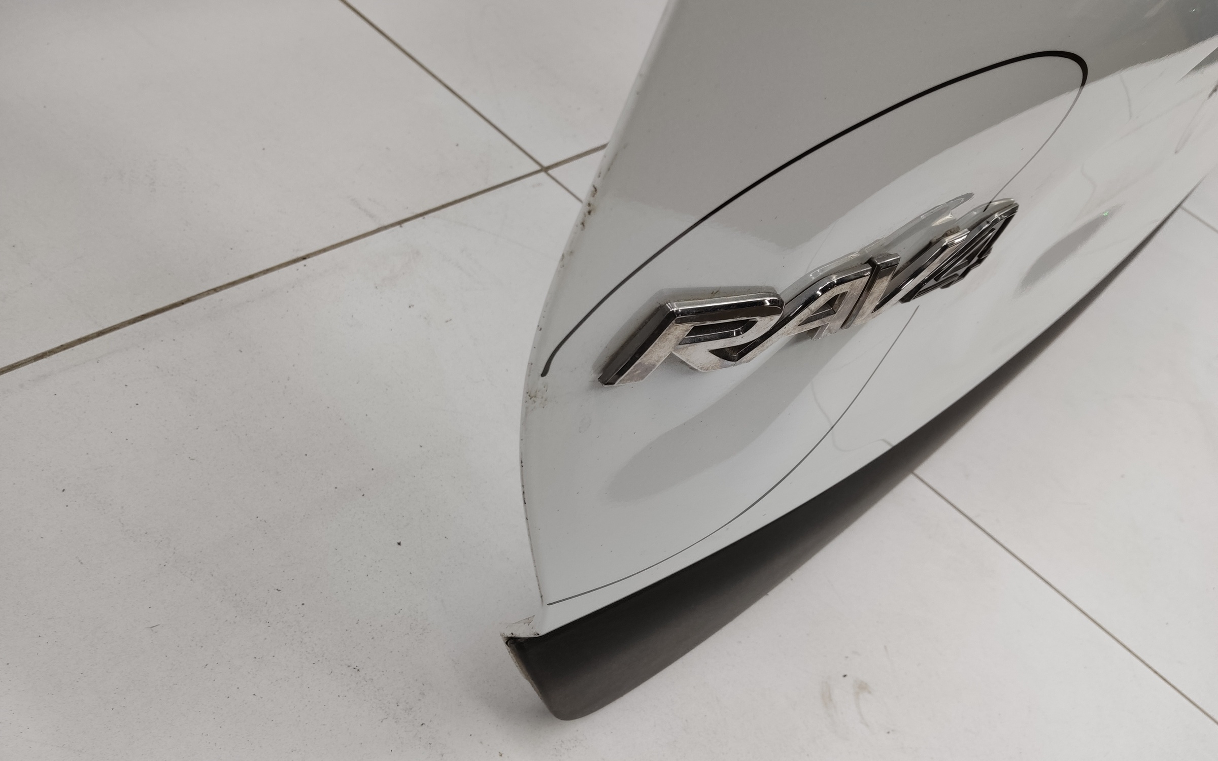 Крышка багажника Toyota RAV4 XA50