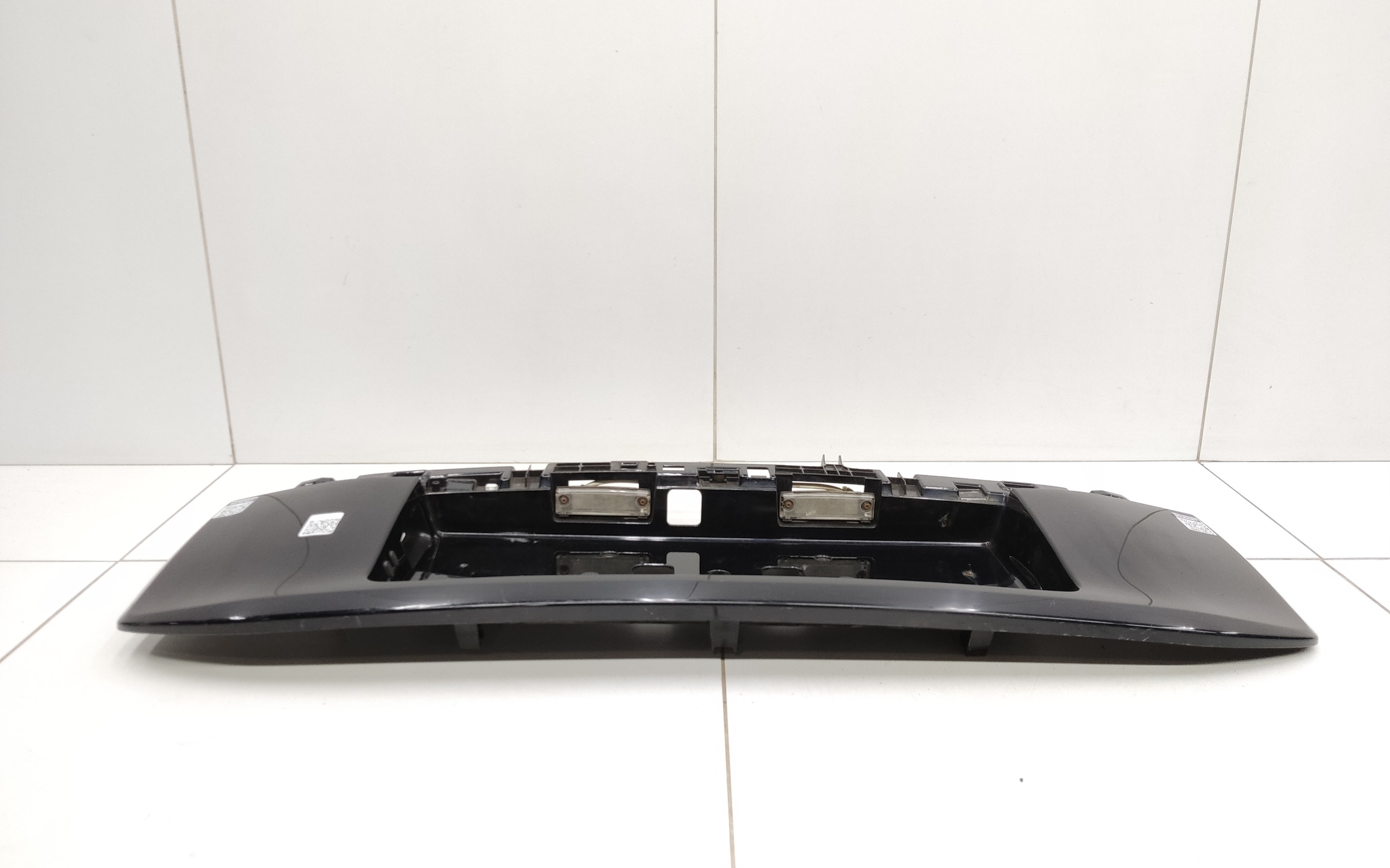 Накладка крышки багажника Toyota Land Cruiser Prado 150 Restail 2