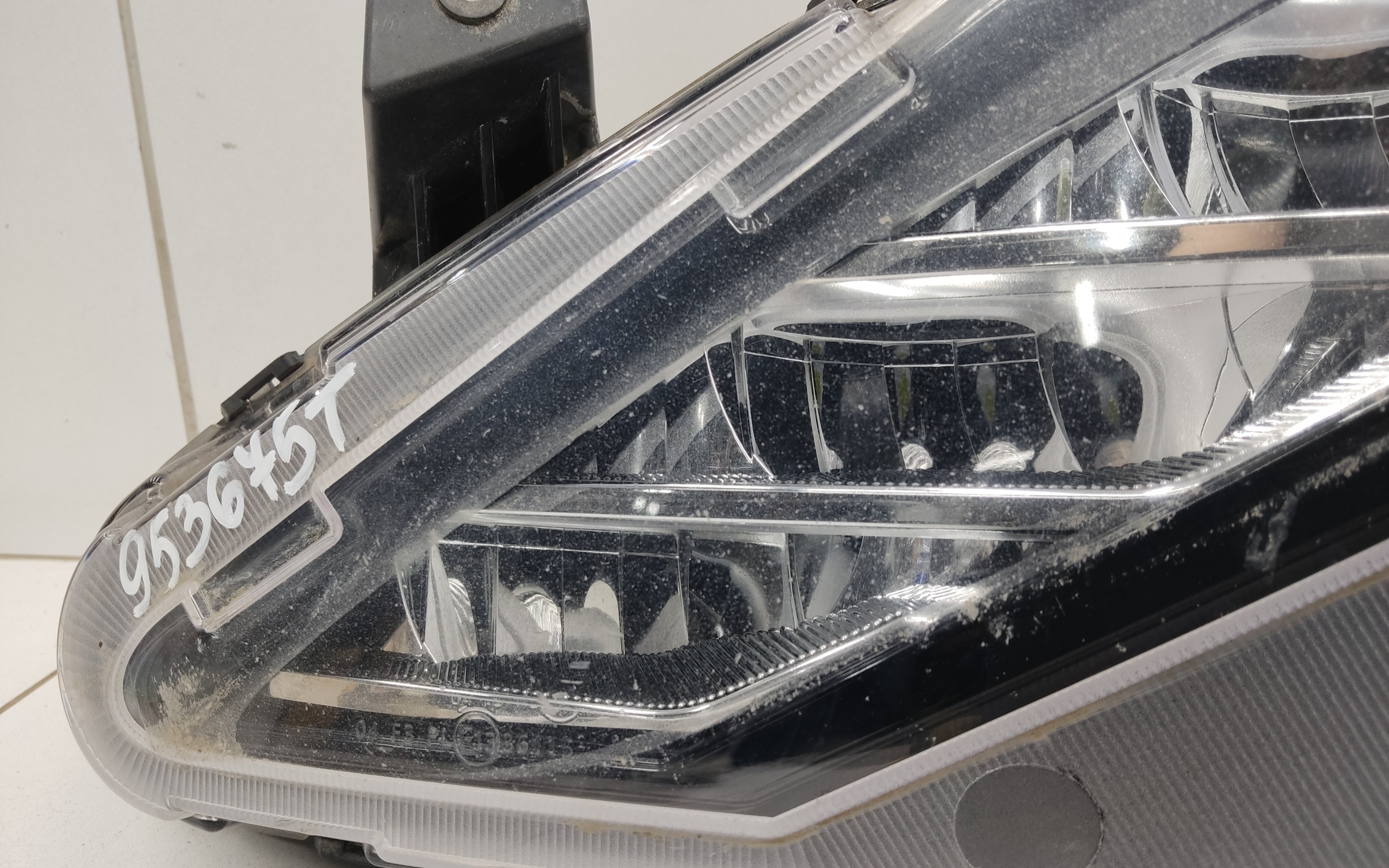Фара ПТФ передняя правая Kia Cerato 4 Restail LED