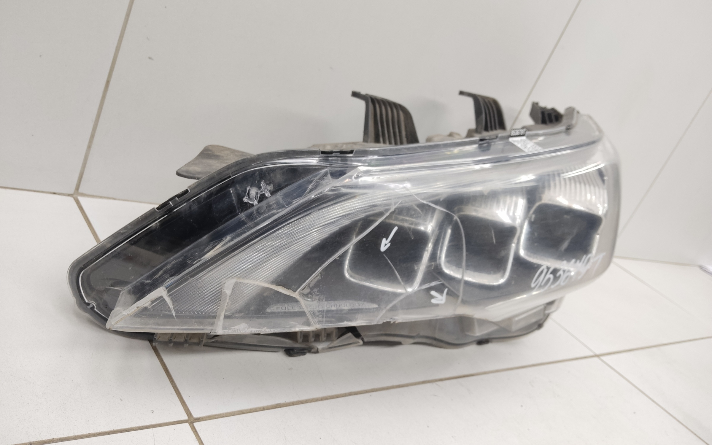 Фара передняя левая GAC GS5 LED