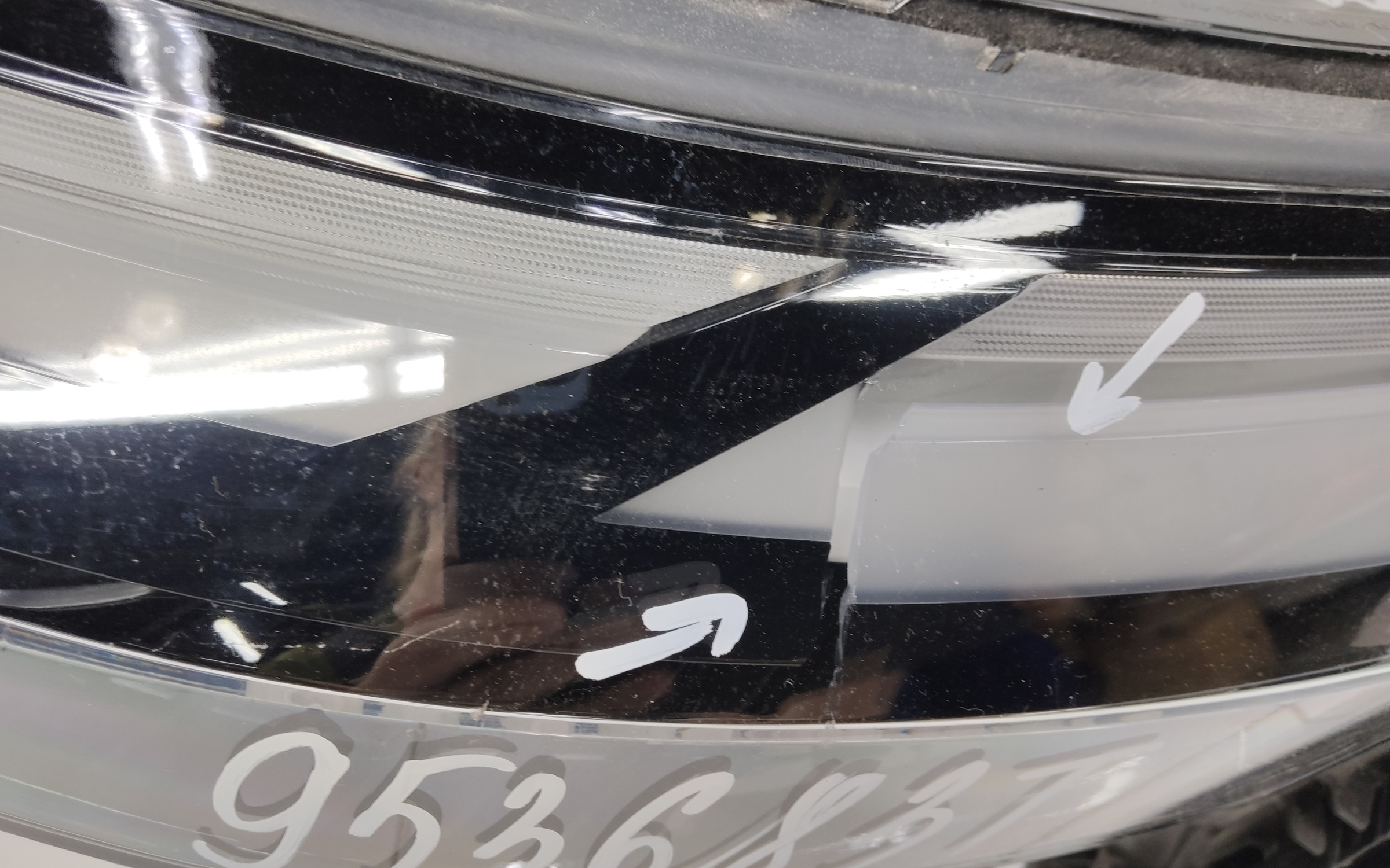 Фара передняя левая Geely Atlas 2 LED
