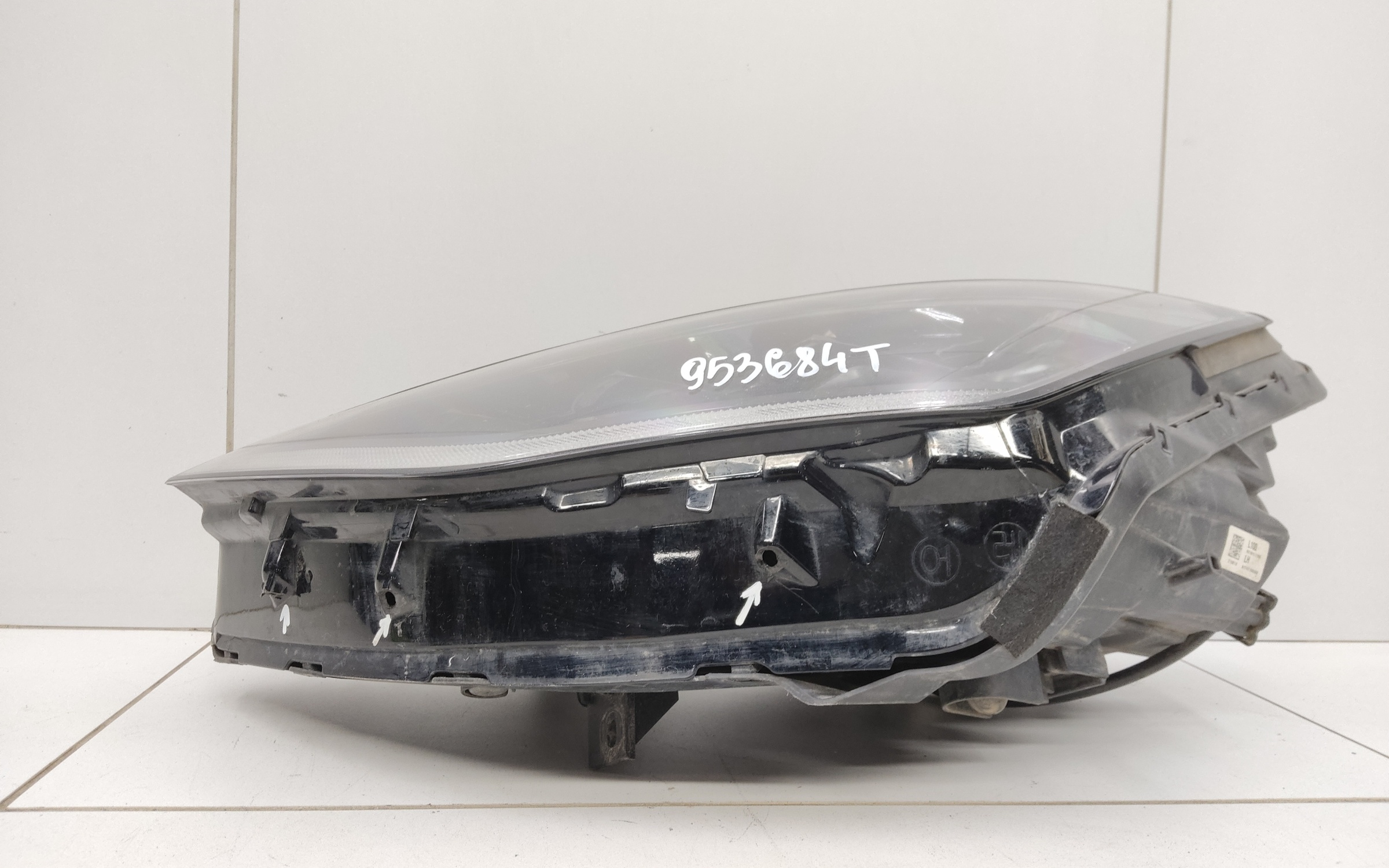 Фара передняя левая Hyundai Sonata 8 LED ДХО