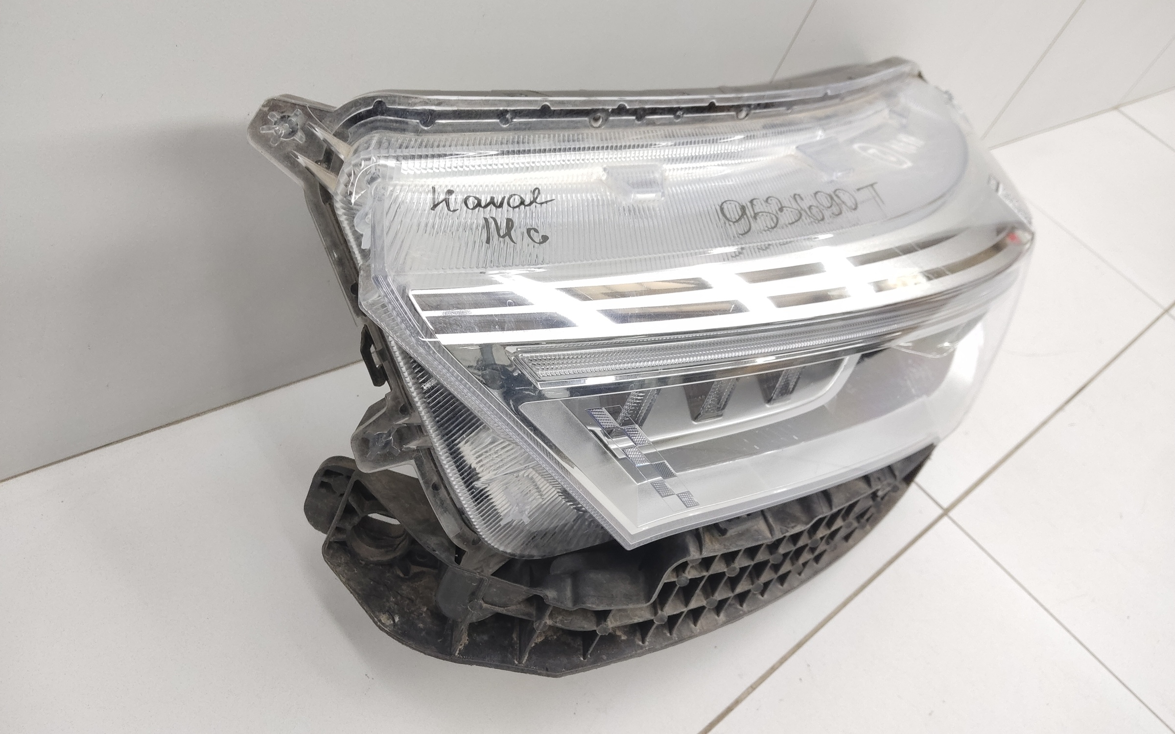 Фара передняя левая Haval M6 2 LED