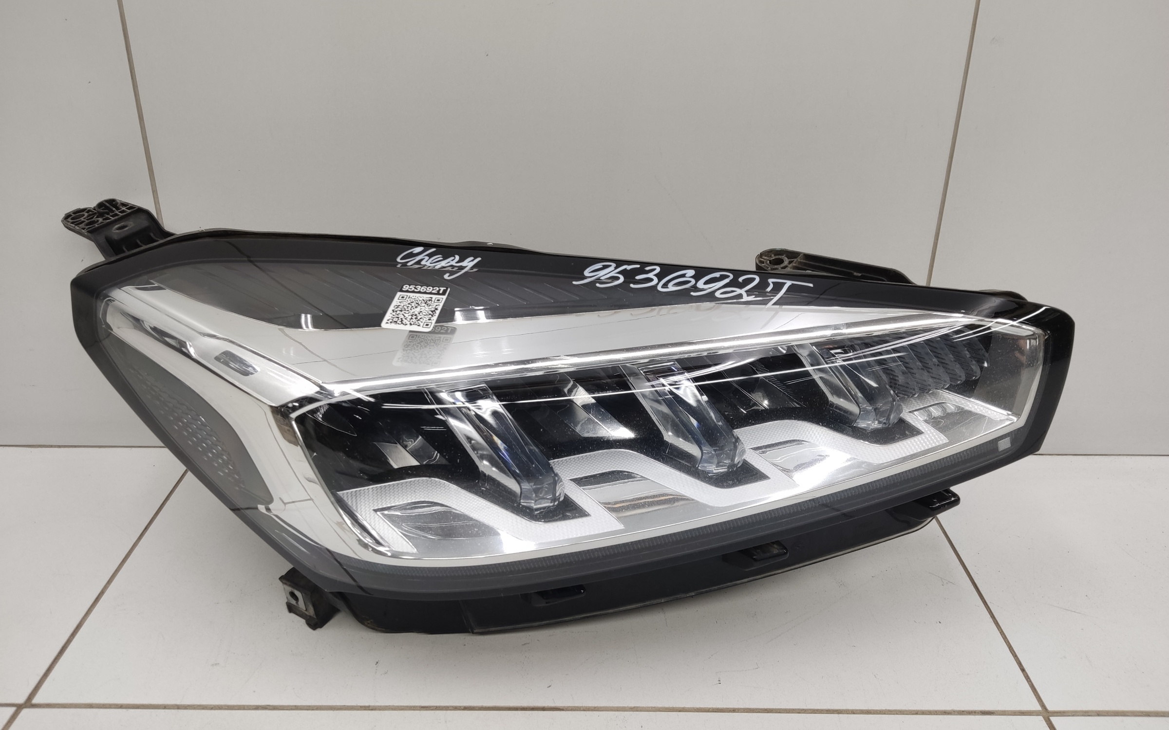Фара передняя правая Chery Tiggo 7 Pro LED