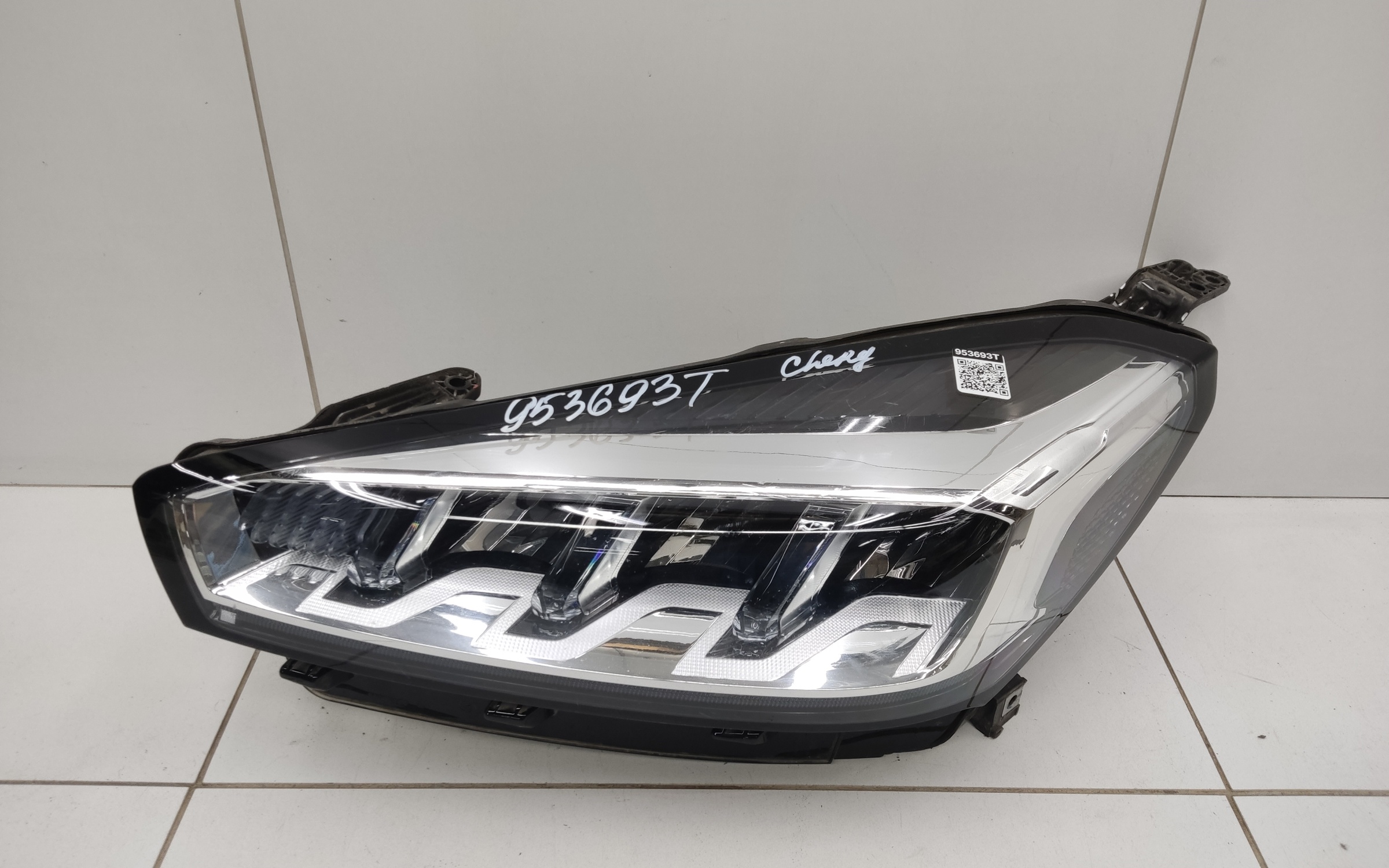 Фара передняя левая Chery Tiggo 7 Pro LED
