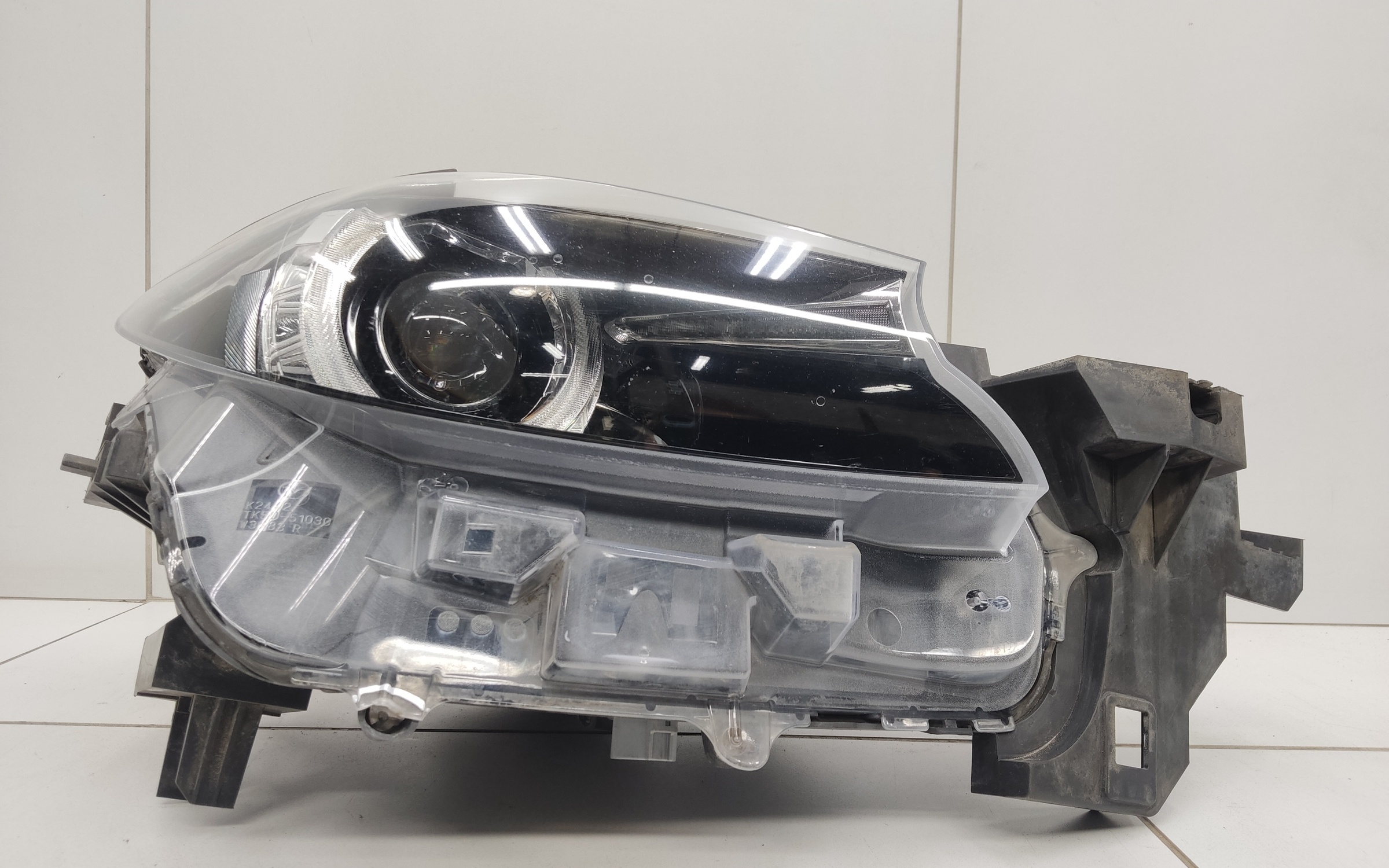 Фара передняя правая Mazda CX-9 2 LED