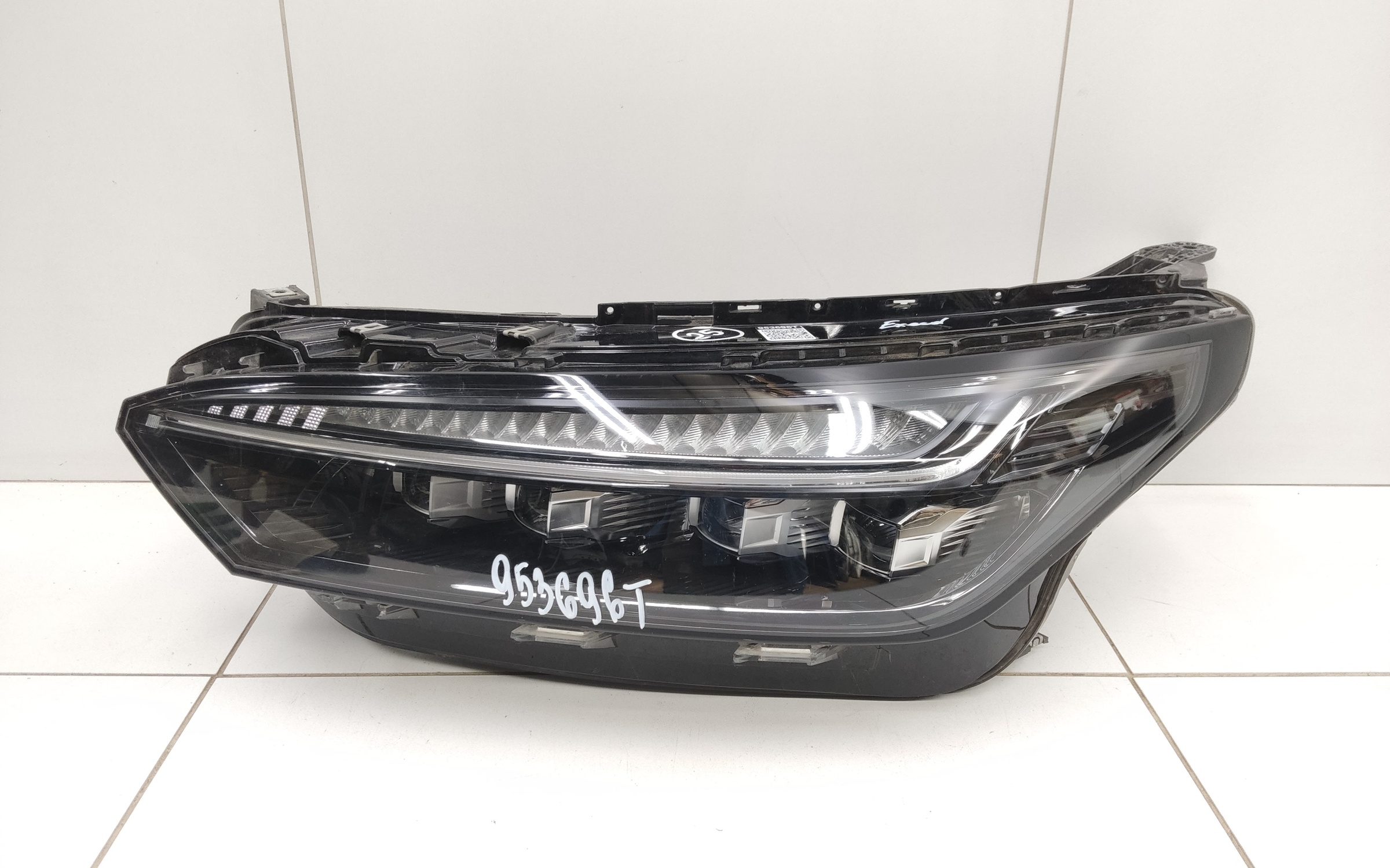 Фара передняя левая Exeed VX Restail LED