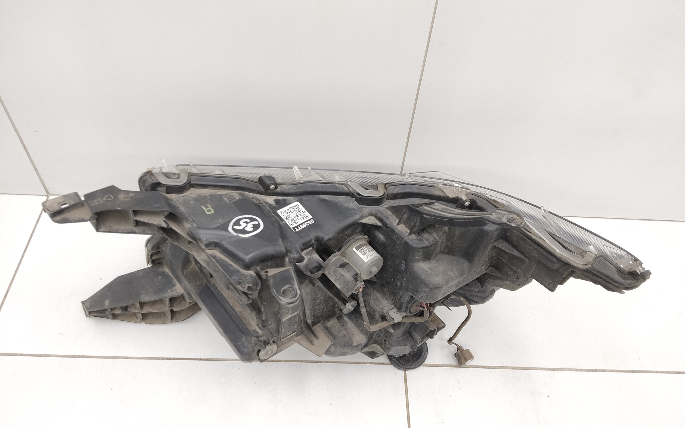 Фара передняя правая Toyota Land Cruiser Prado 150 Restail 2 LED