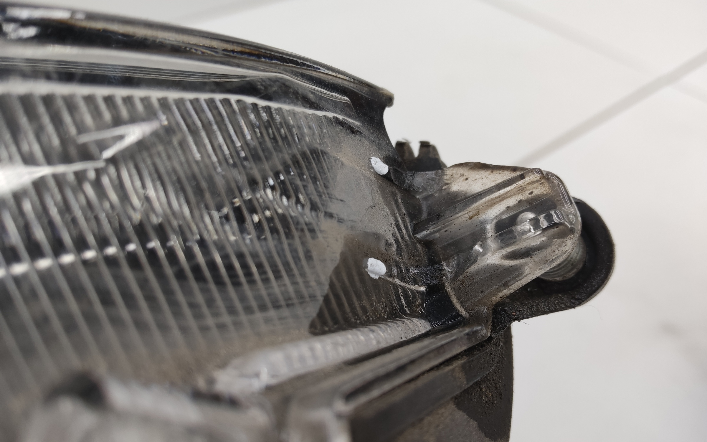 Фара передняя правая Toyota Land Cruiser Prado 150 Restail 2 LED
