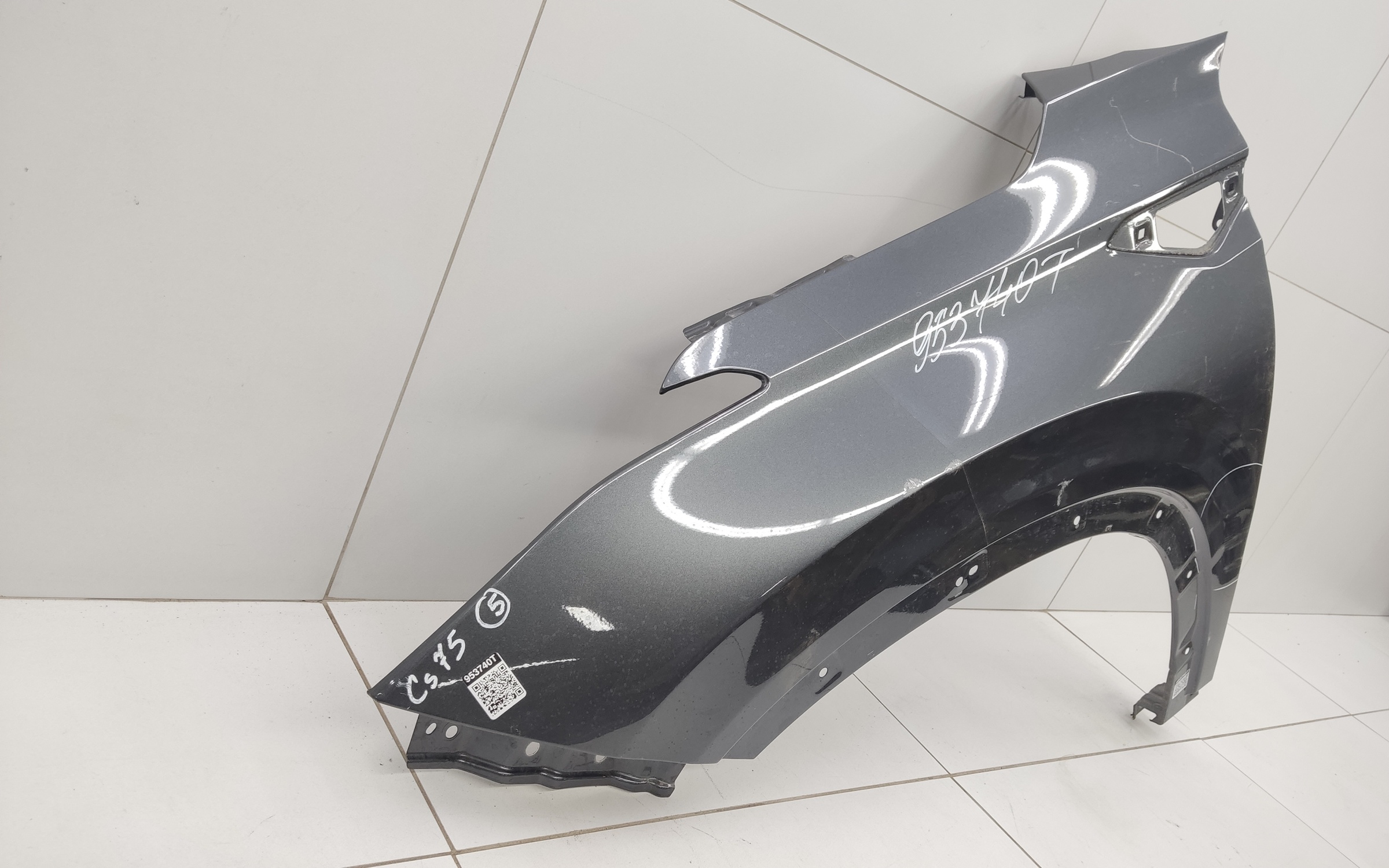 Крыло переднее левое Changan CS75 Plus