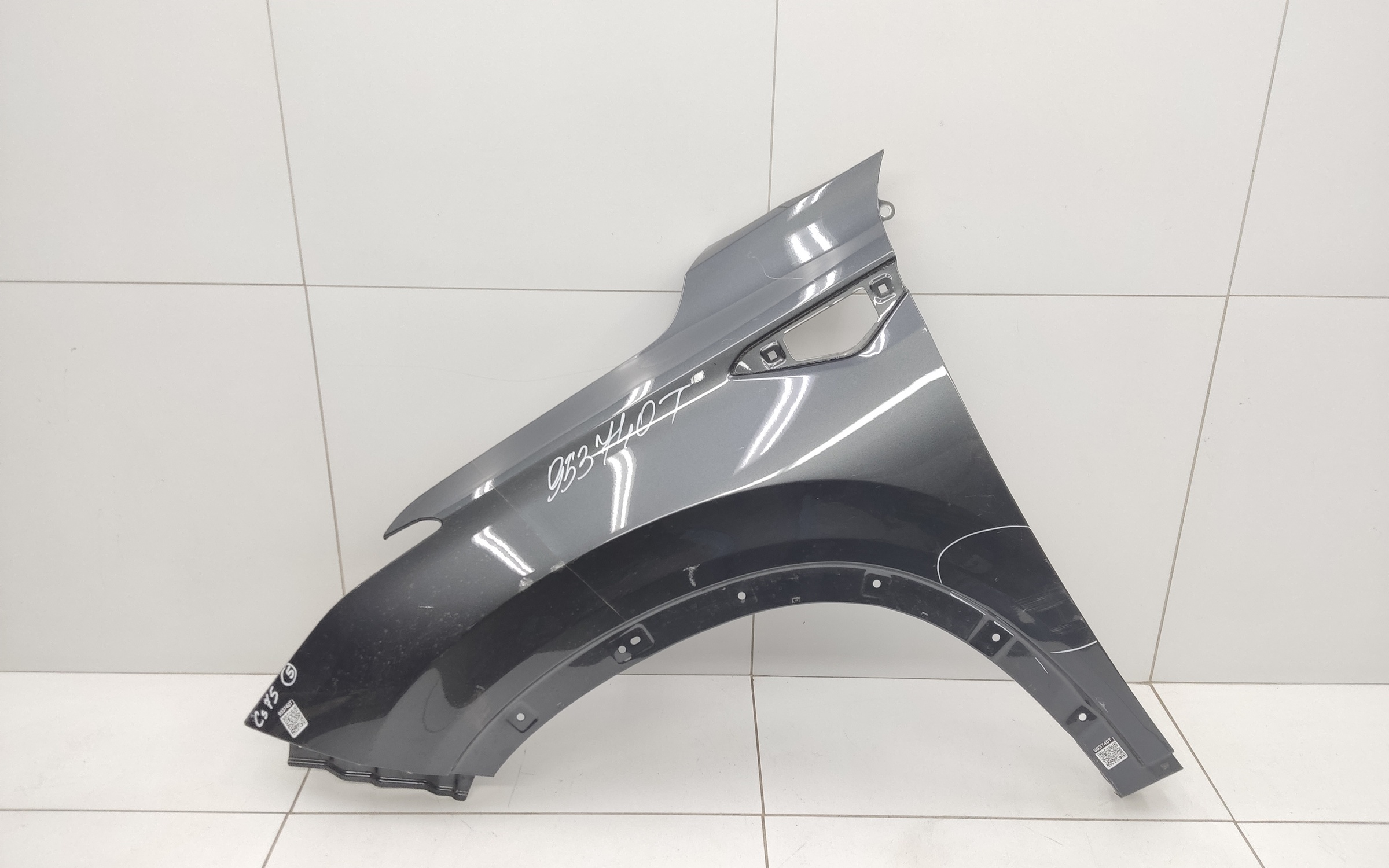 Крыло переднее левое Changan CS75 Plus