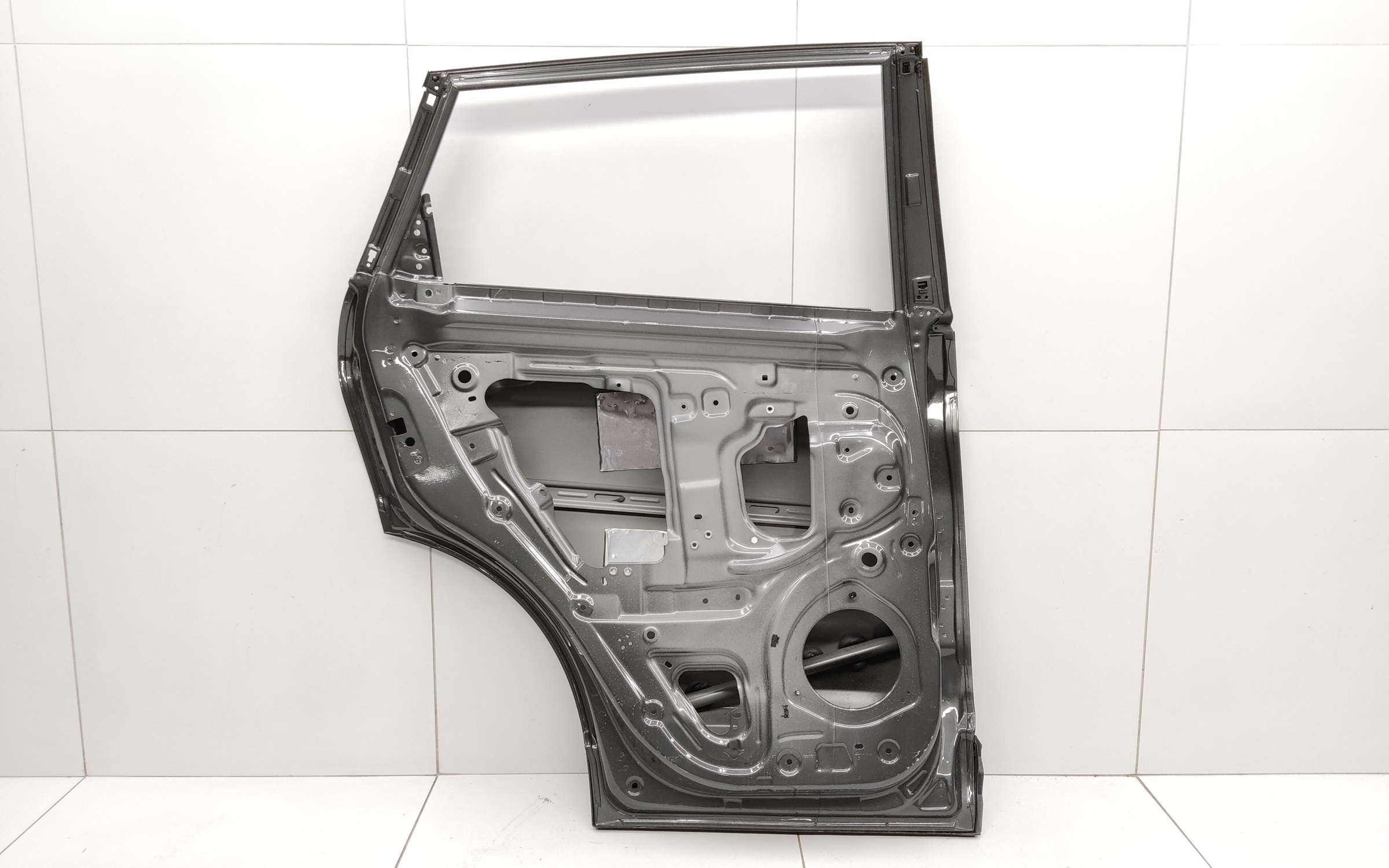 Дверь задняя левая Geely Coolray
