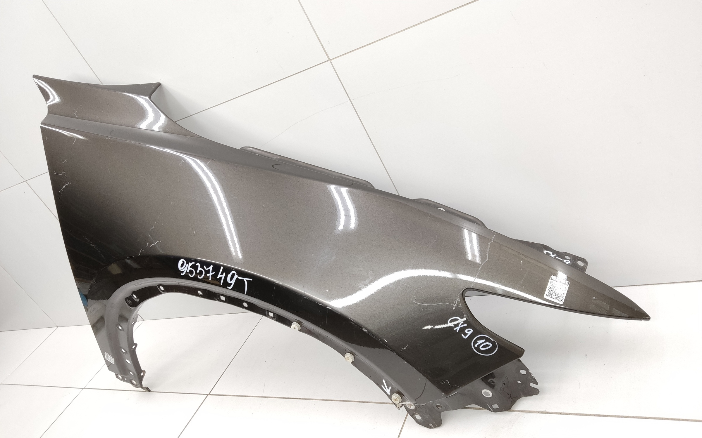Крыло переднее правое Mazda CX-9 2