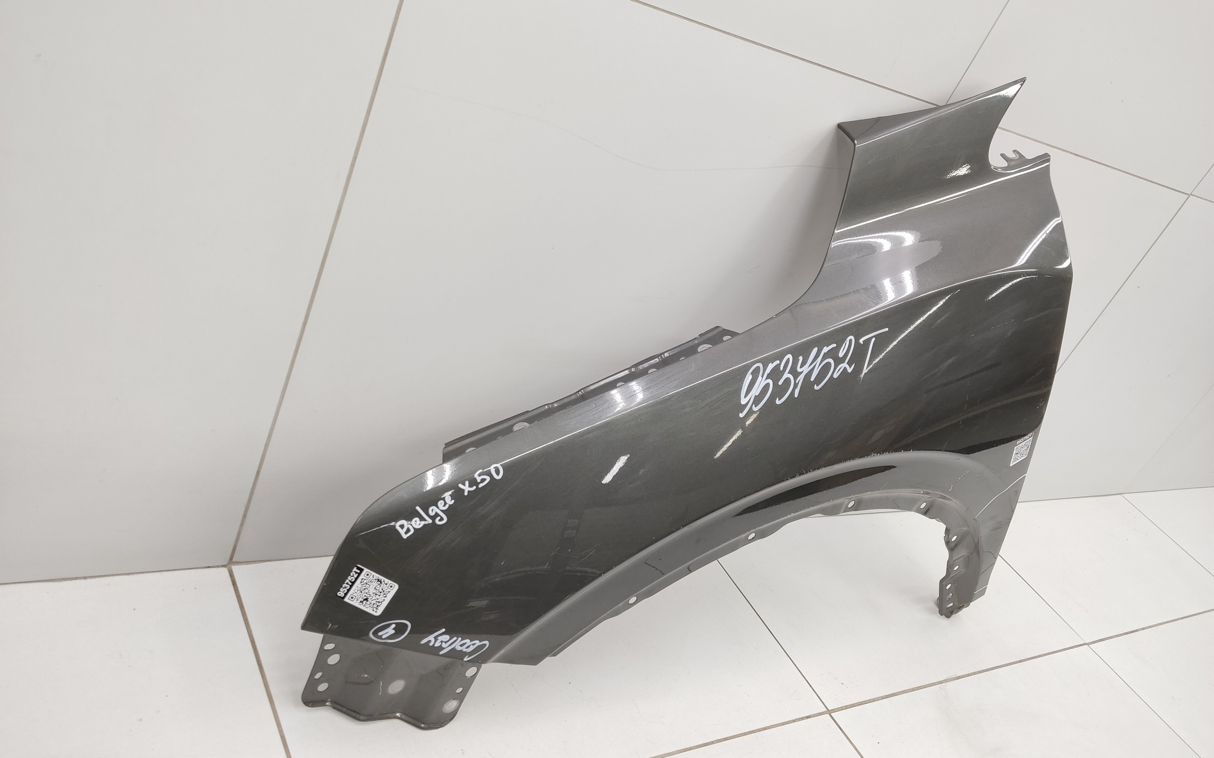 Крыло переднее левое Geely Coolray