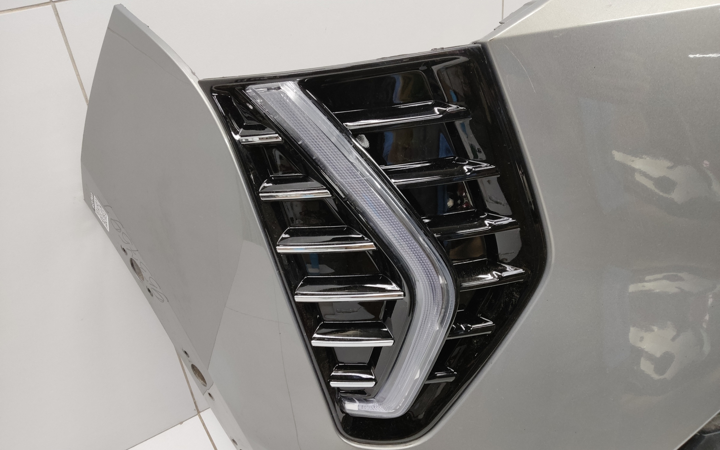 Бампер передний Haval Jolion Restail с отверстиями под накладки