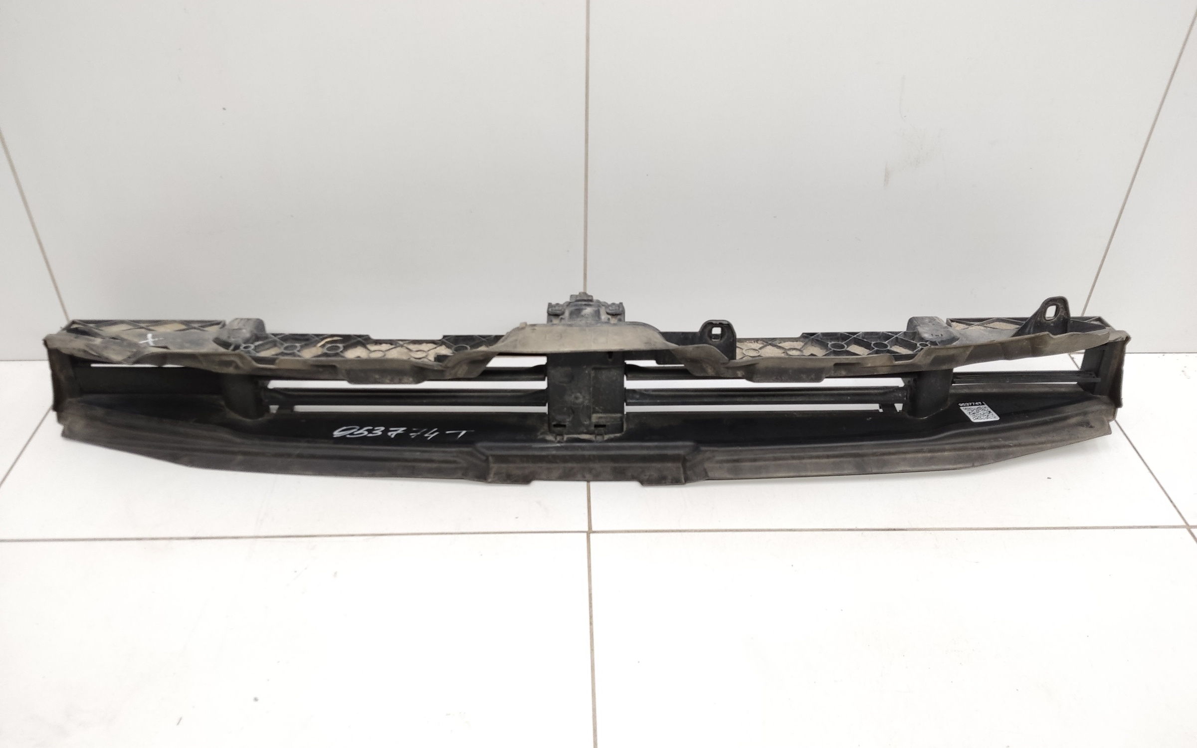 Воздуховод радиатора нижний BMW X7 G07