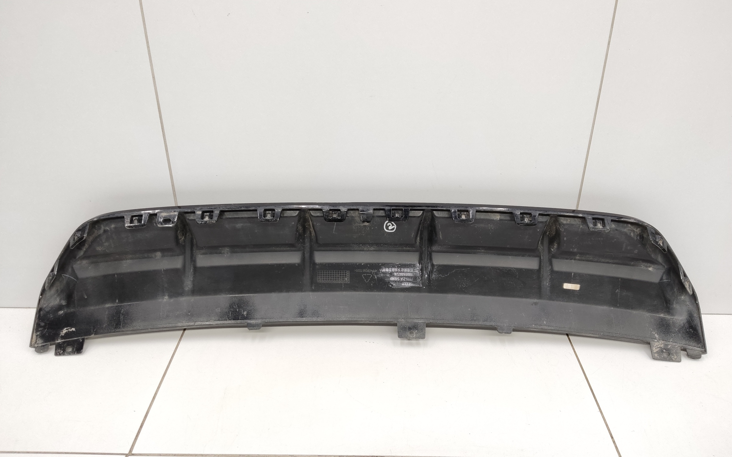 Накладка юбки заднего бампера Geely Tugella Restail