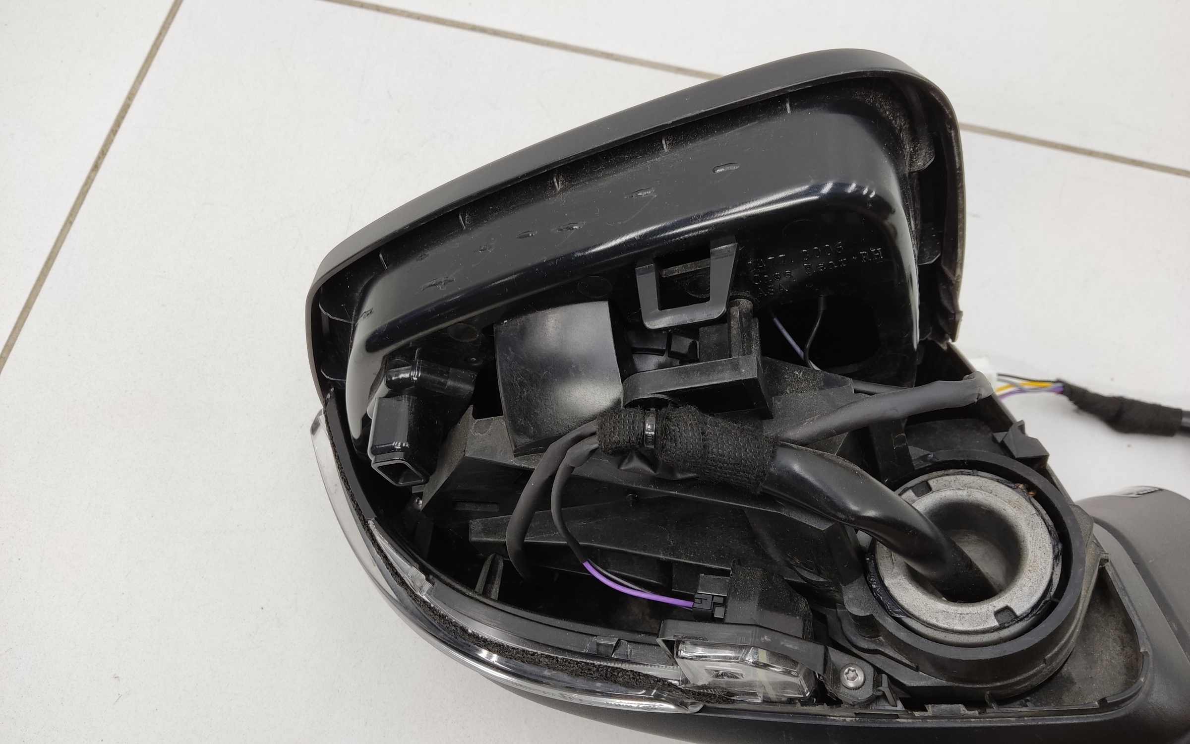 Зеркало правое Haval Jolion 6 контактов