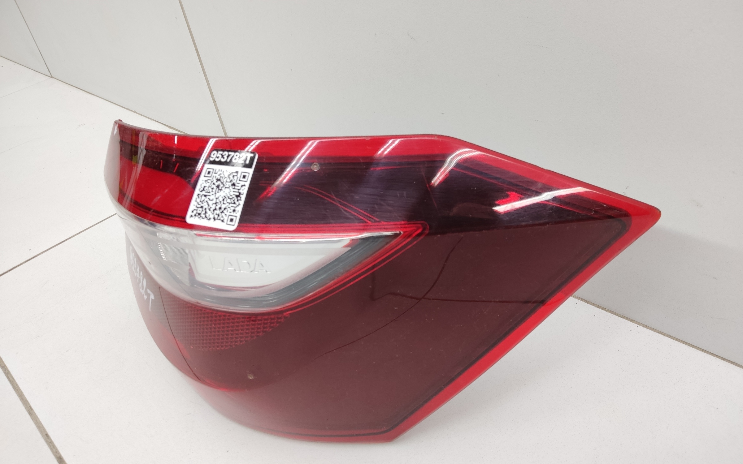 Фонарь задний правый наружный Lada Vesta Sedan Restail LED