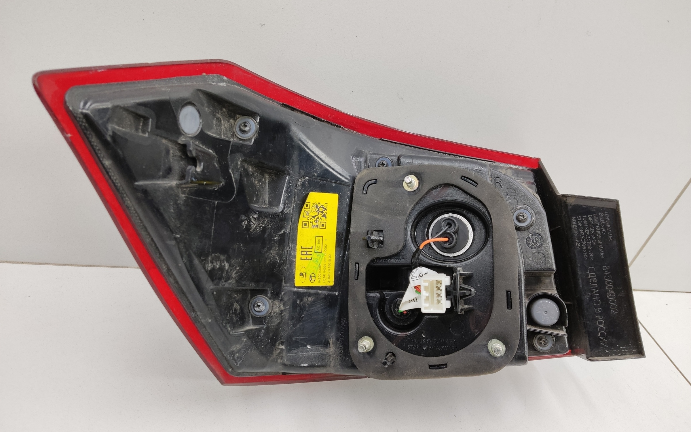 Фонарь задний правый наружный Lada Vesta Sedan Restail LED