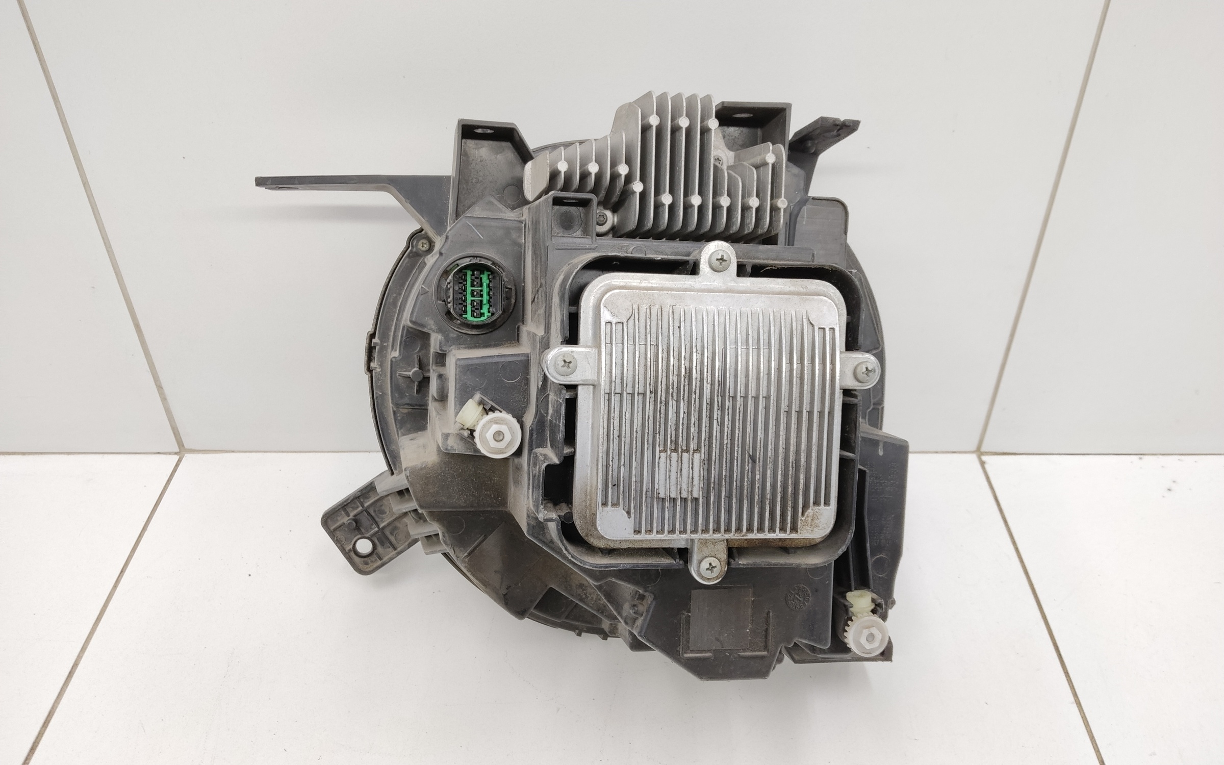 Фара передняя правая Haval Dargo LED