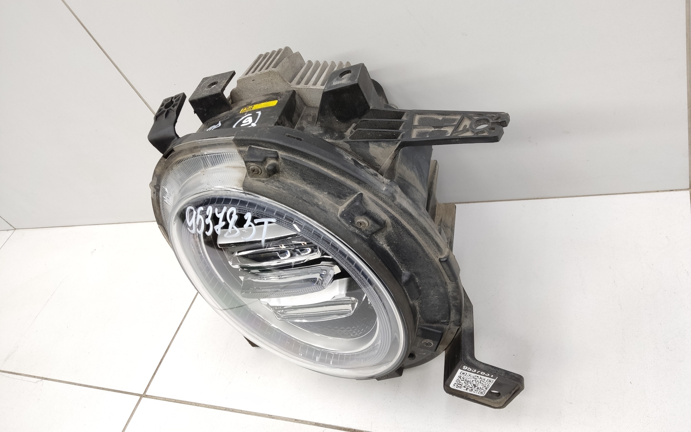 Фара передняя правая Haval Dargo LED