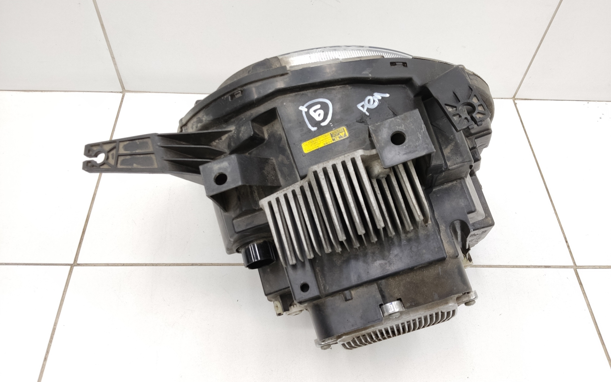 Фара передняя правая Haval Dargo LED