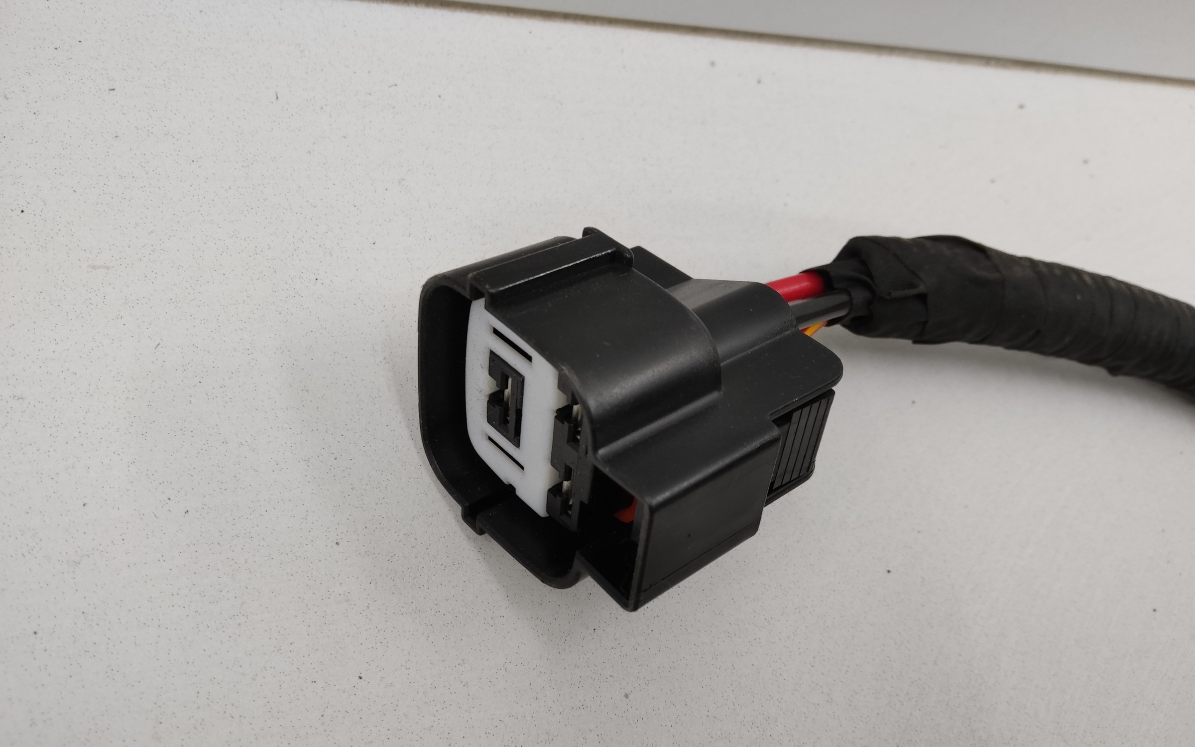 Проводка моторного отсека Haval M6 2