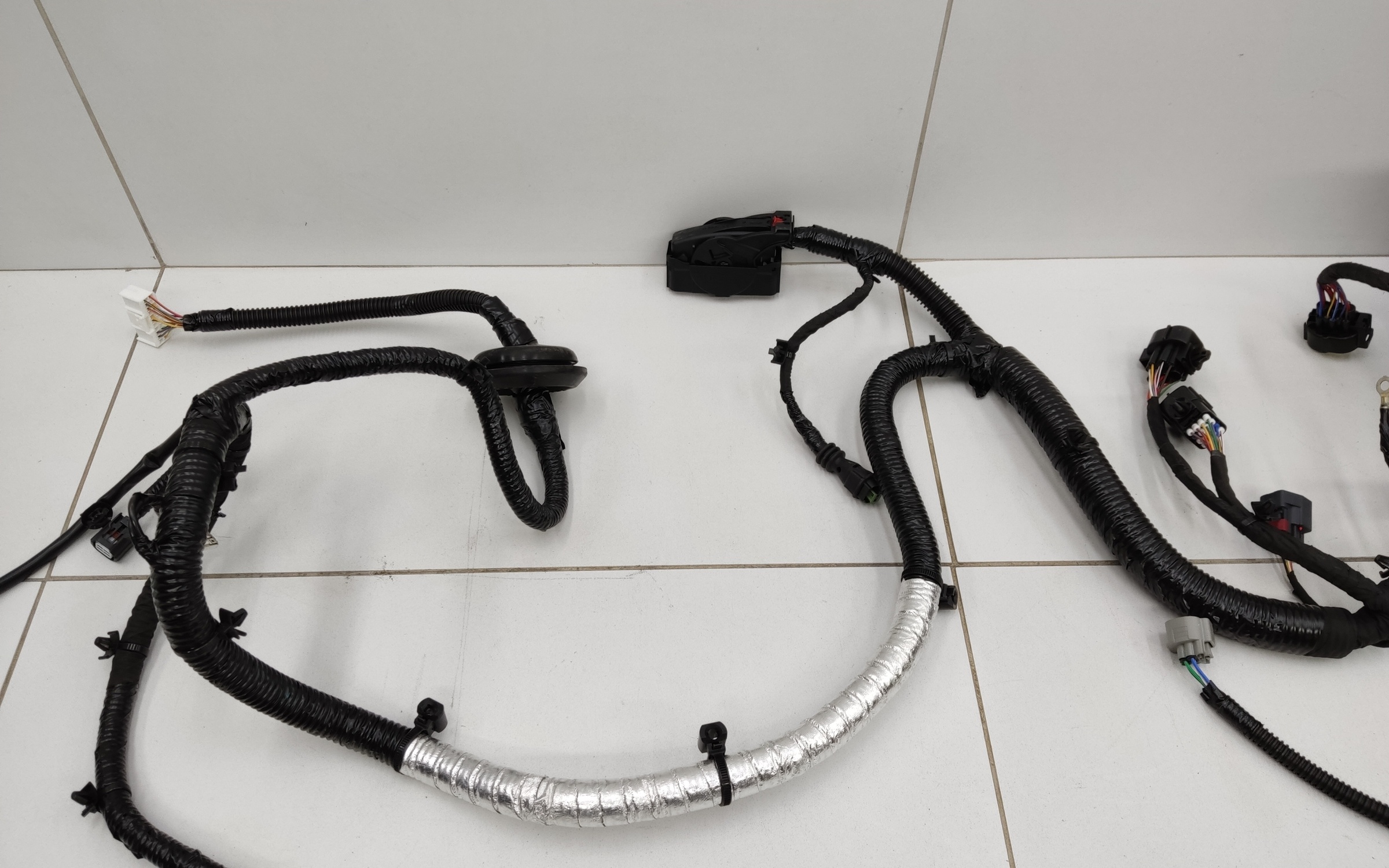 Проводка моторного отсека Haval M6 2